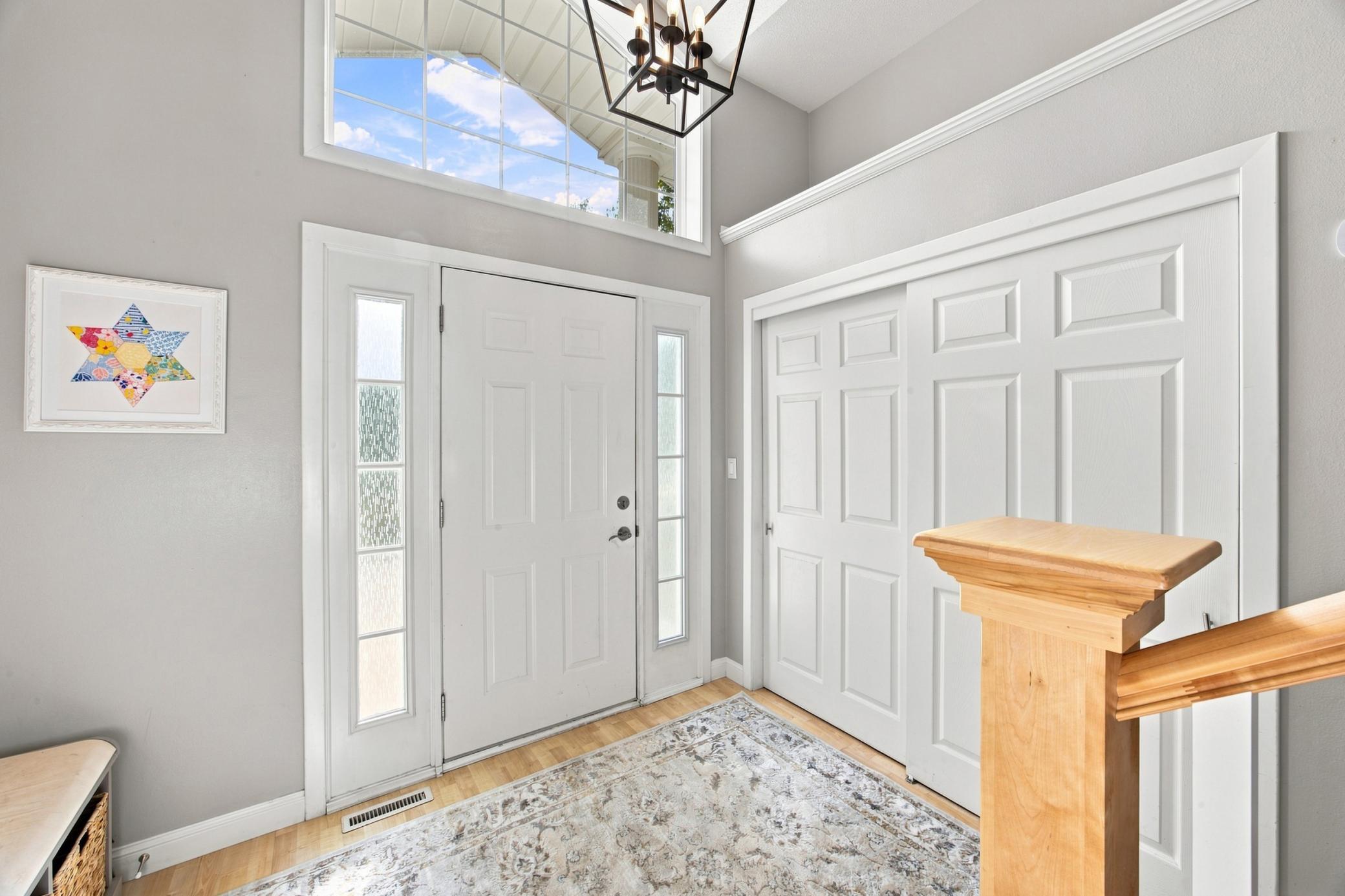 1996 single family home for sale at 2715 32nd Street S in Fargo, ND — 4 bed, 3 bath (photo 9 of 53)