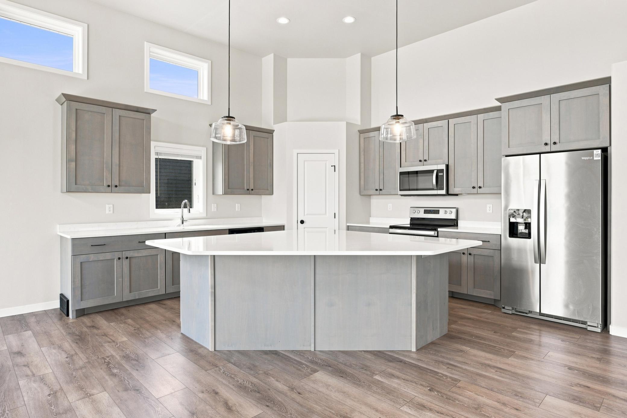 2022 single family home for sale at 7308 Madelyn Lane S in Fargo, ND — 4 bed, 3 bath (photo 12 of 40)