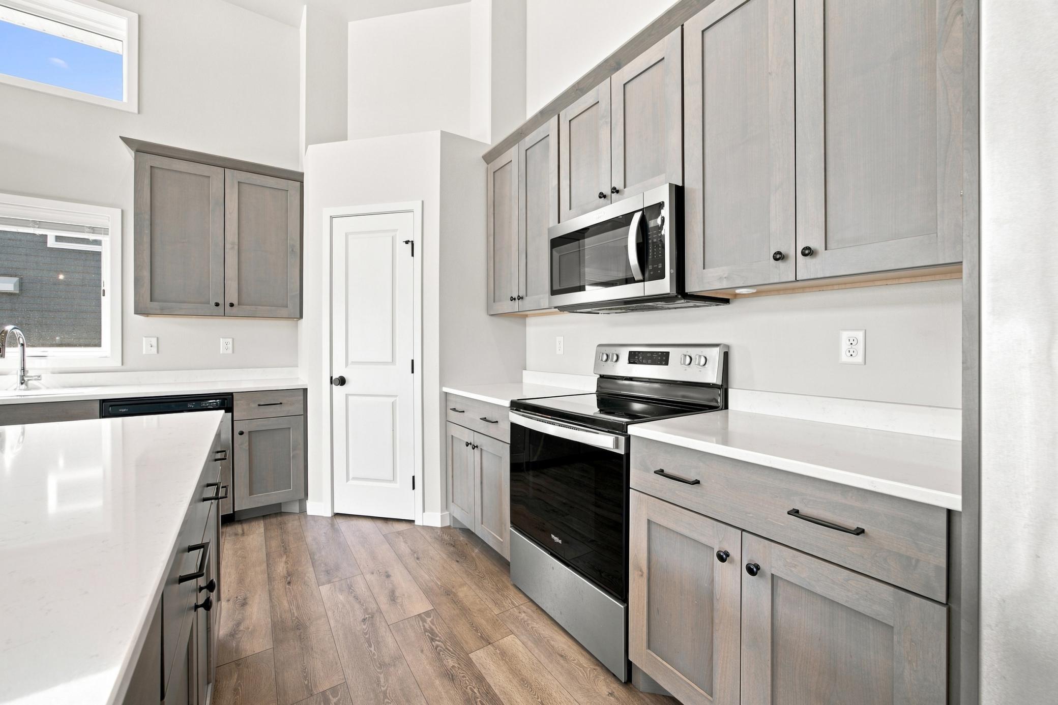 2022 single family home for sale at 7308 Madelyn Lane S in Fargo, ND — 4 bed, 3 bath (photo 15 of 40)