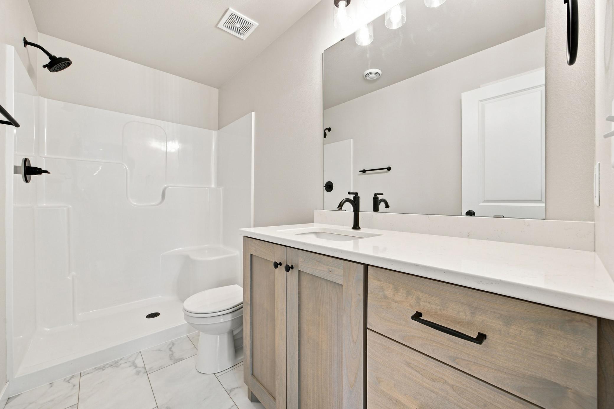2022 single family home for sale at 7308 Madelyn Lane S in Fargo, ND — 4 bed, 3 bath (photo 29 of 40)