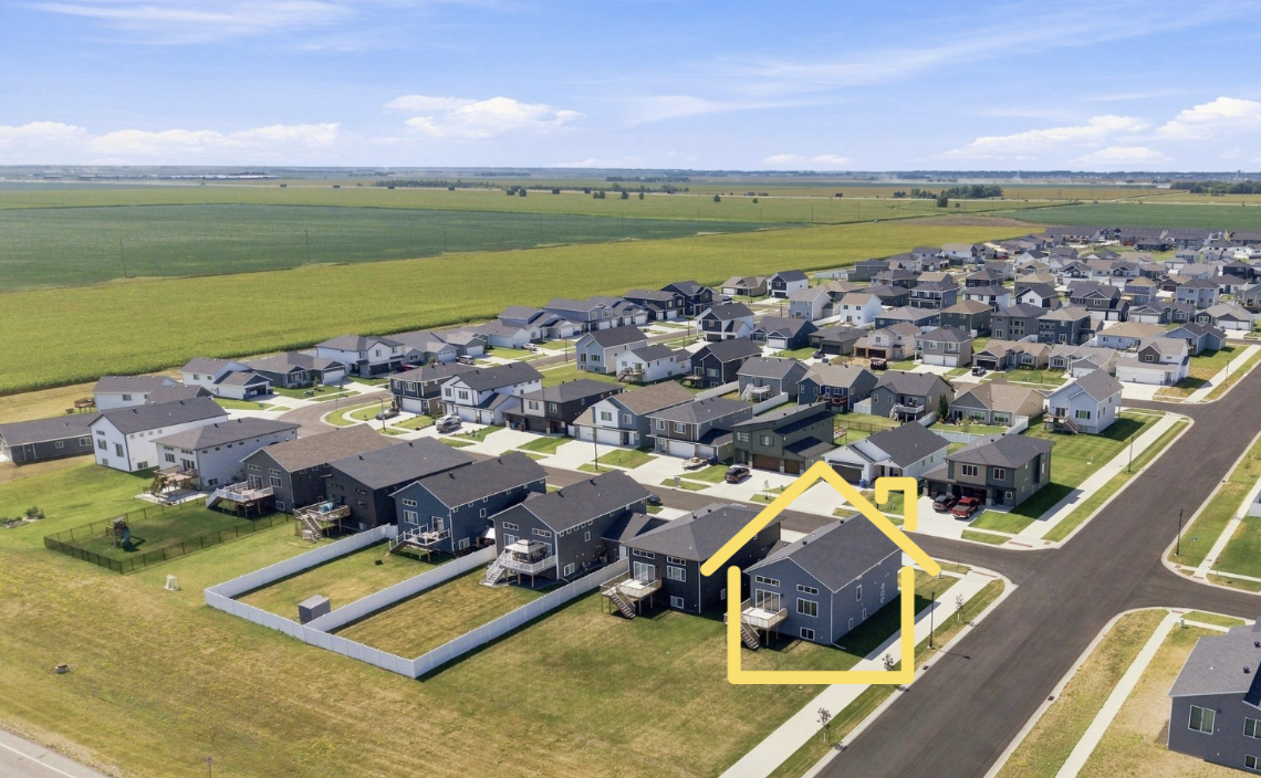 2022 single family home for sale at 7308 Madelyn Lane S in Fargo, ND — 4 bed, 3 bath (photo 38 of 40)