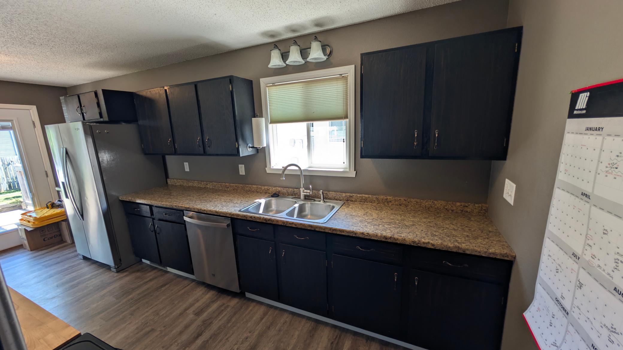 1982 single family home for sale at 510 5th Street in Mapleton, ND — 5 bed, 2 bath (photo 23 of 31)