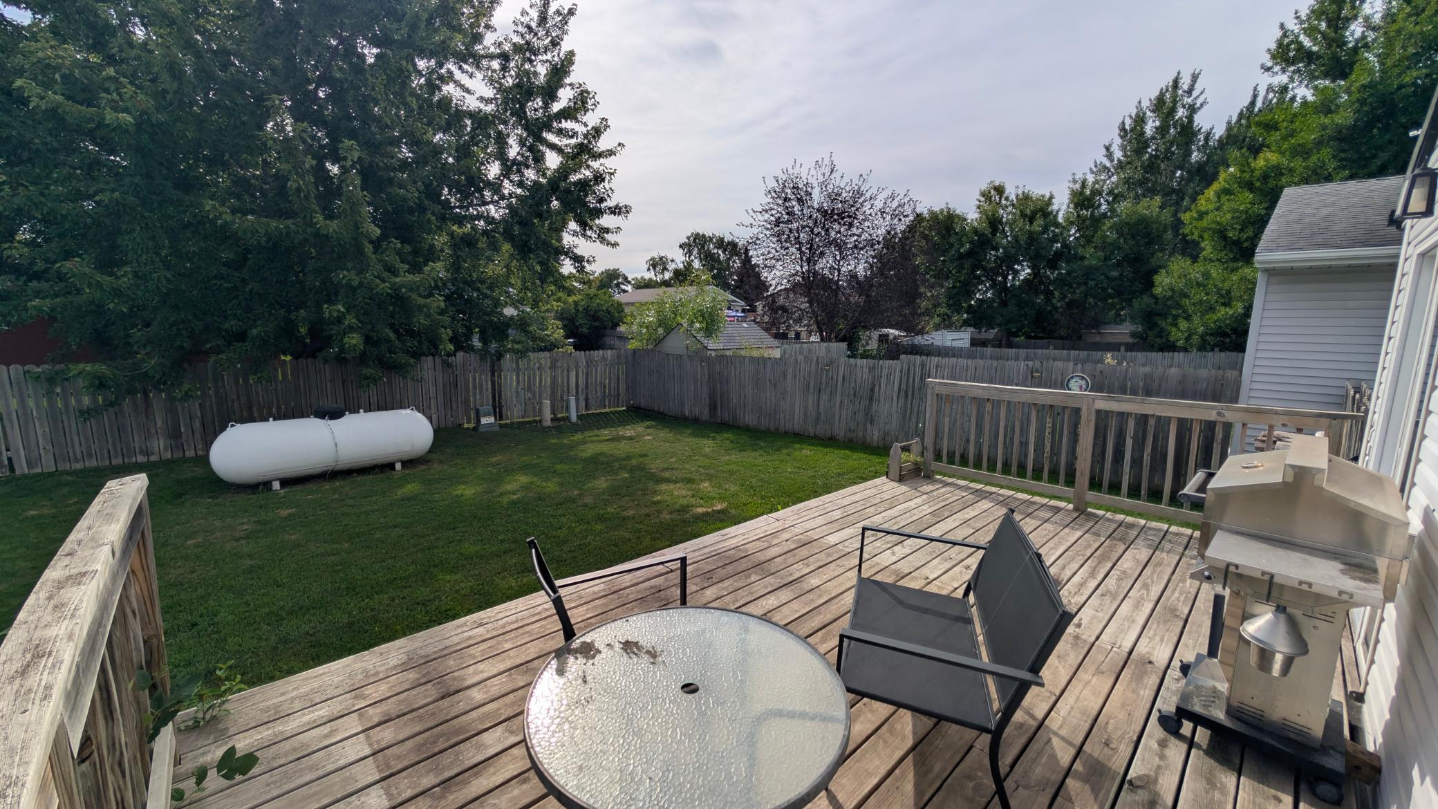 1982 single family home for sale at 510 5th Street in Mapleton, ND — 5 bed, 2 bath (photo 30 of 31)
