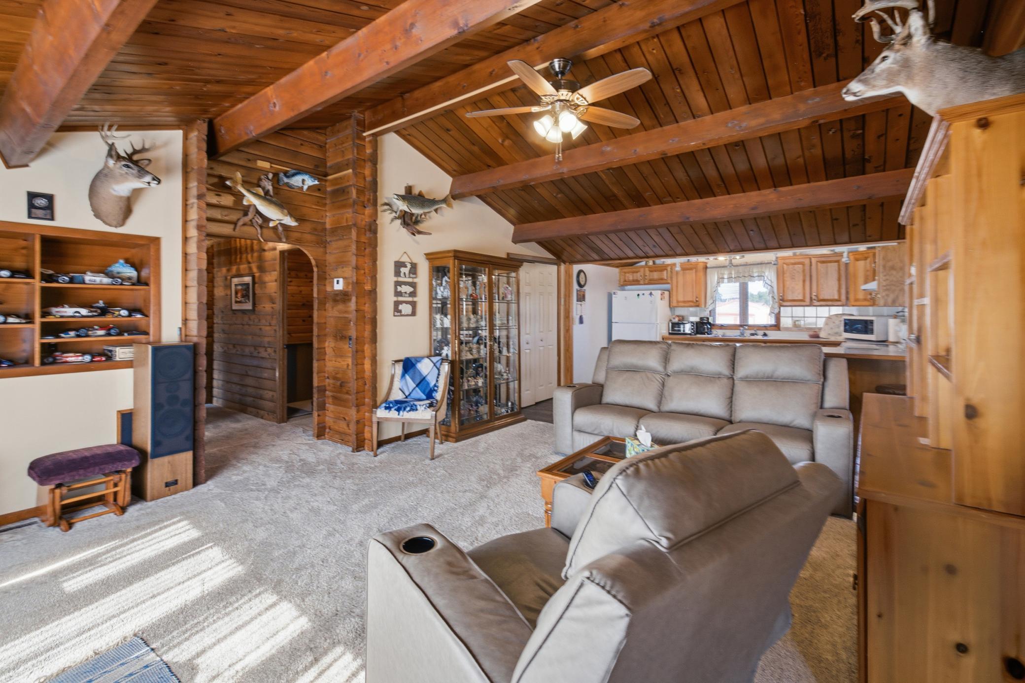 1965 single family home for sale at 30600 Airport Road in Breezy Point, MN — 4 bed, 3 bath (photo 13 of 48)