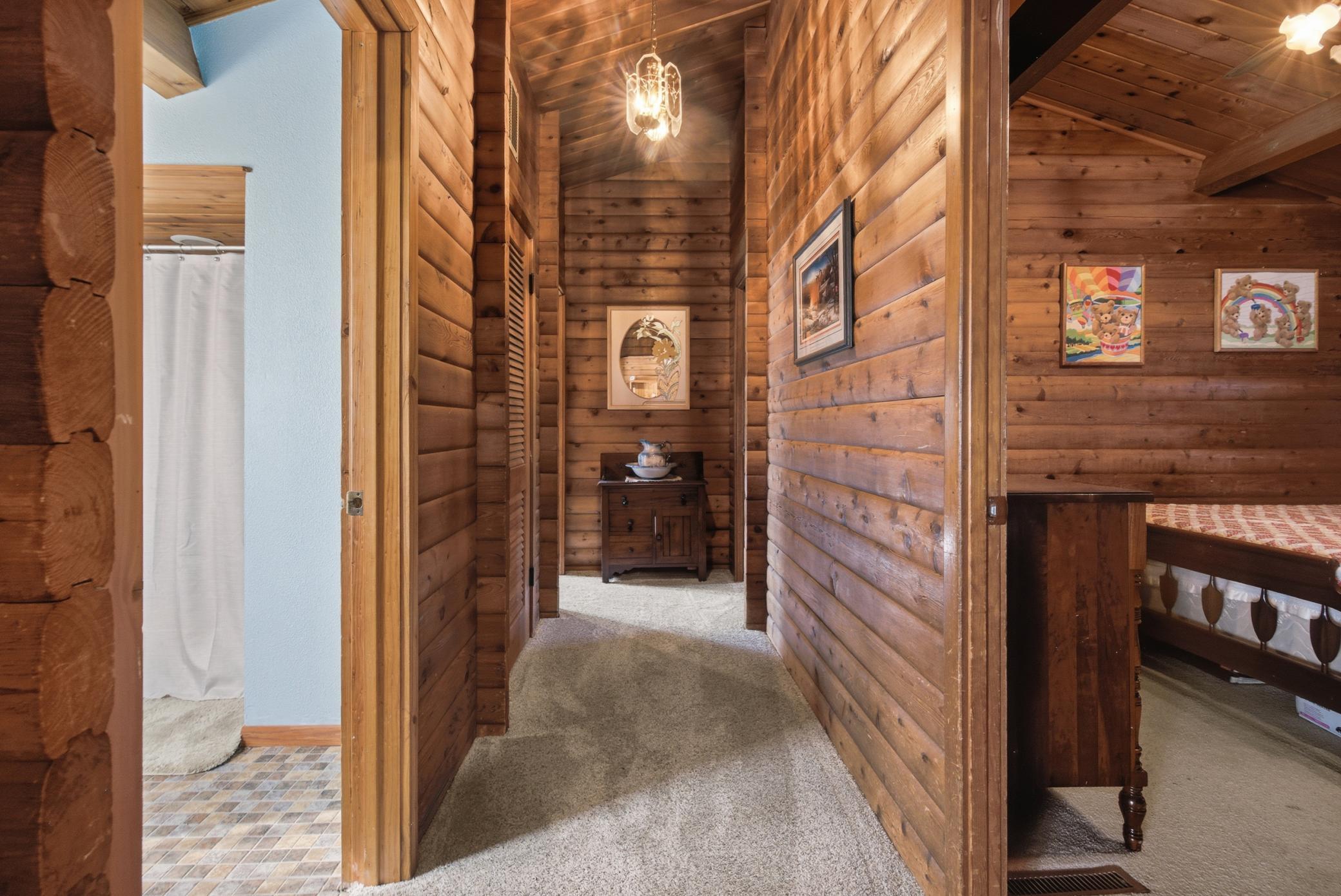 1965 single family home for sale at 30600 Airport Road in Breezy Point, MN — 4 bed, 3 bath (photo 17 of 48)