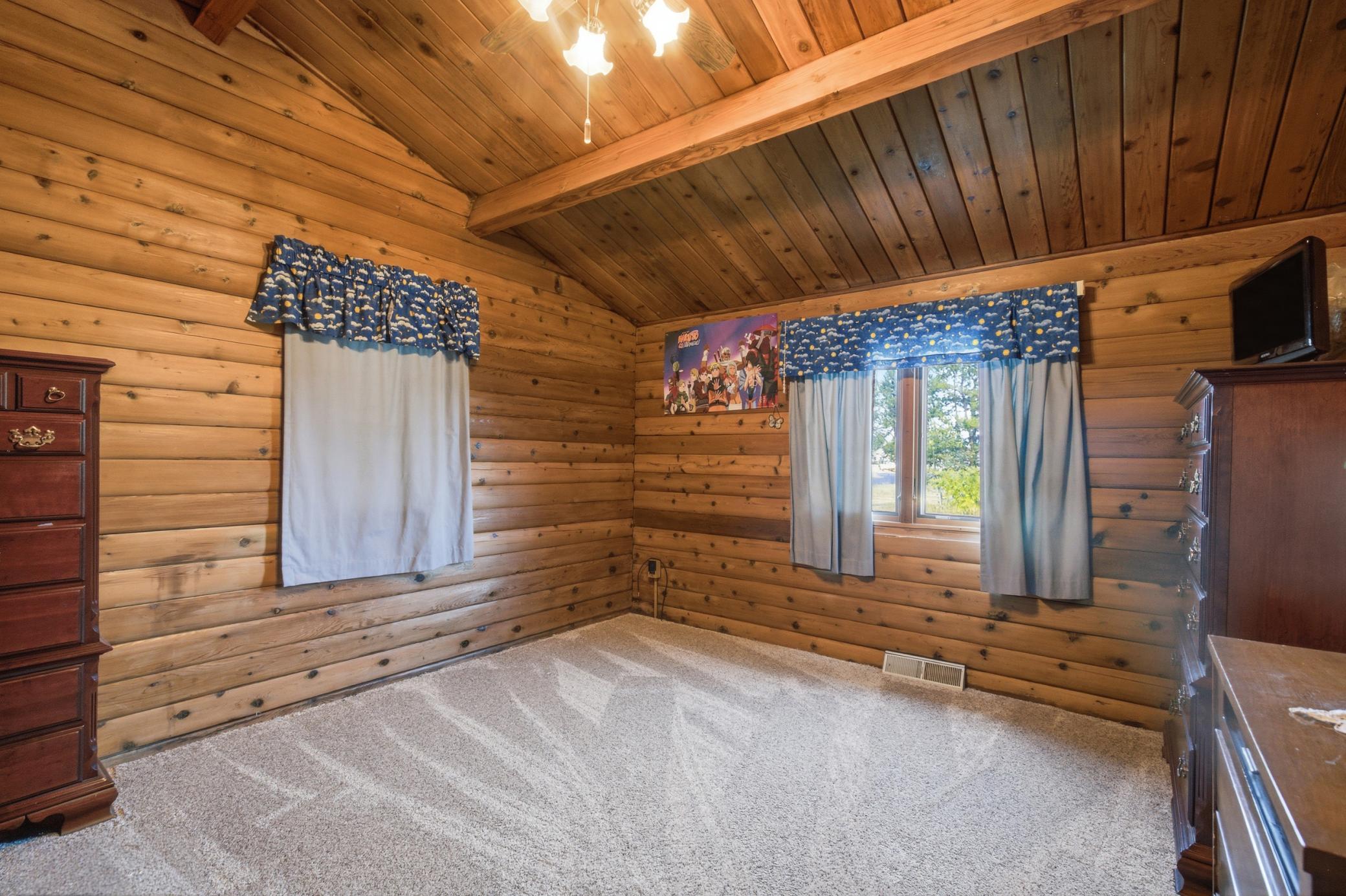 1965 single family home for sale at 30600 Airport Road in Breezy Point, MN — 4 bed, 3 bath (photo 19 of 48)