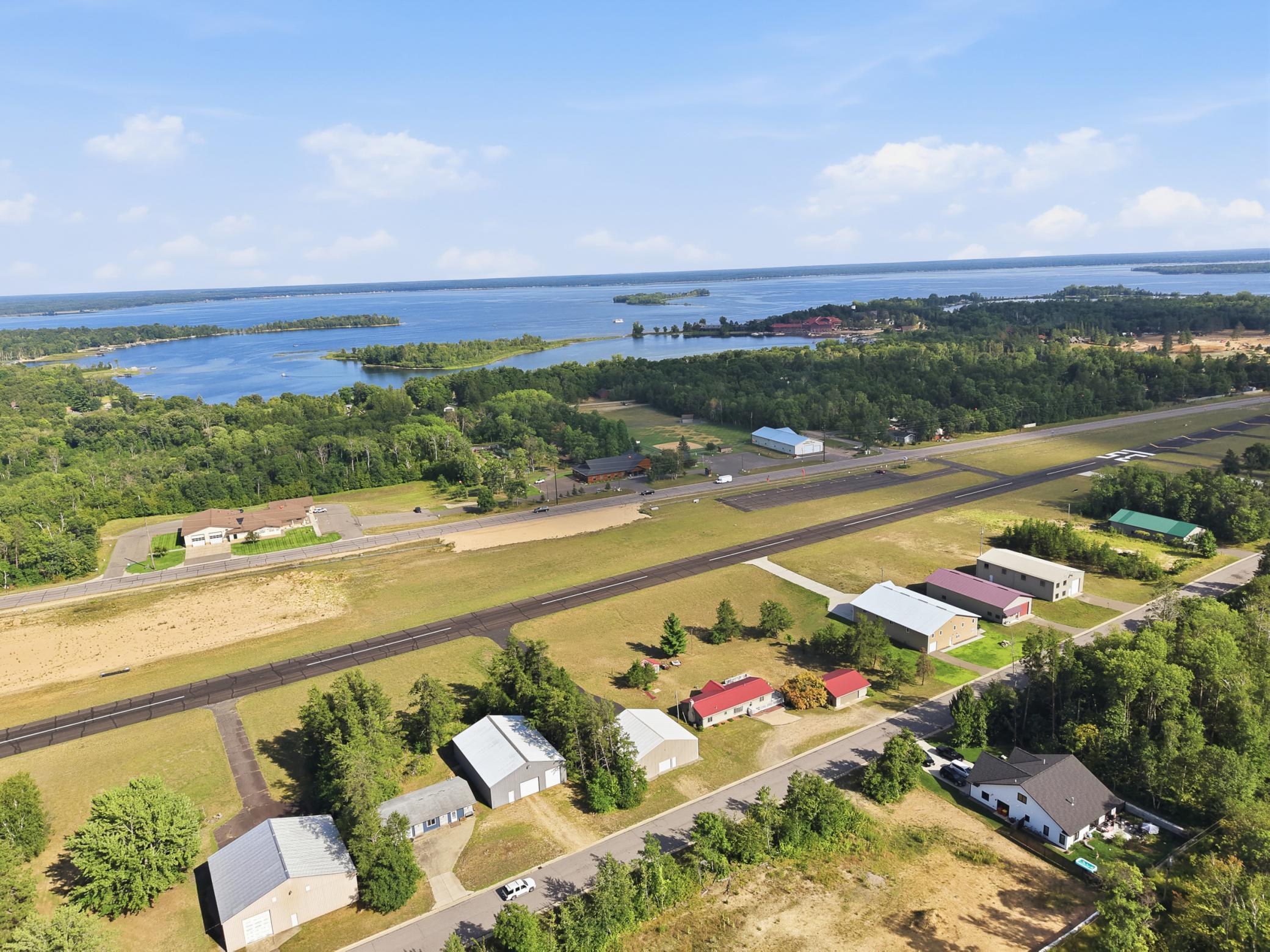 1965 single family home for sale at 30600 Airport Road in Breezy Point, MN — 4 bed, 3 bath (photo 46 of 48)