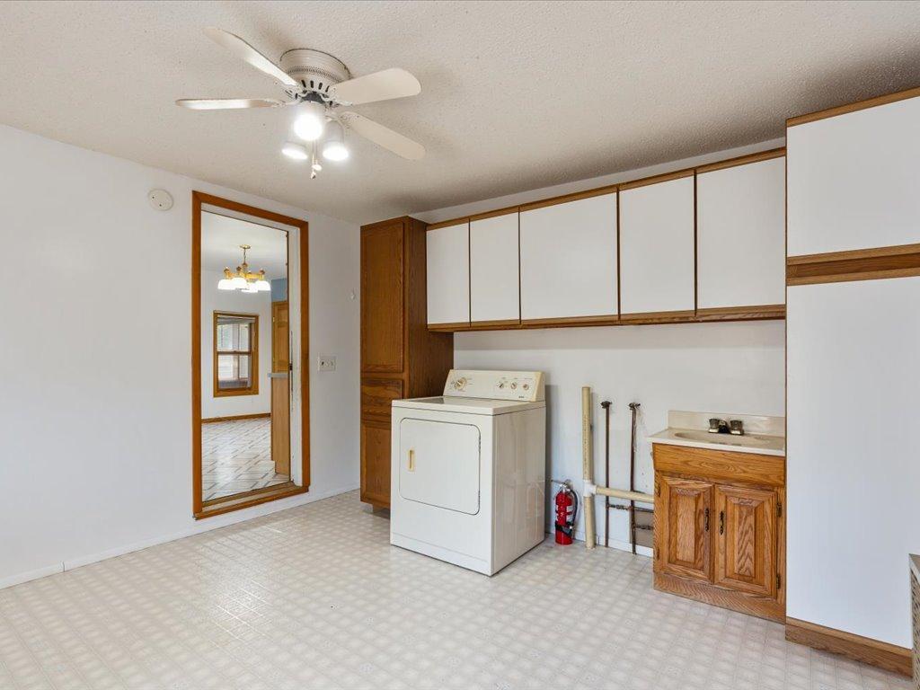 1894 single family home for sale at 5164 State 210 SW in Pillager, MN — 3 bed, 1 bath (photo 18 of 47)