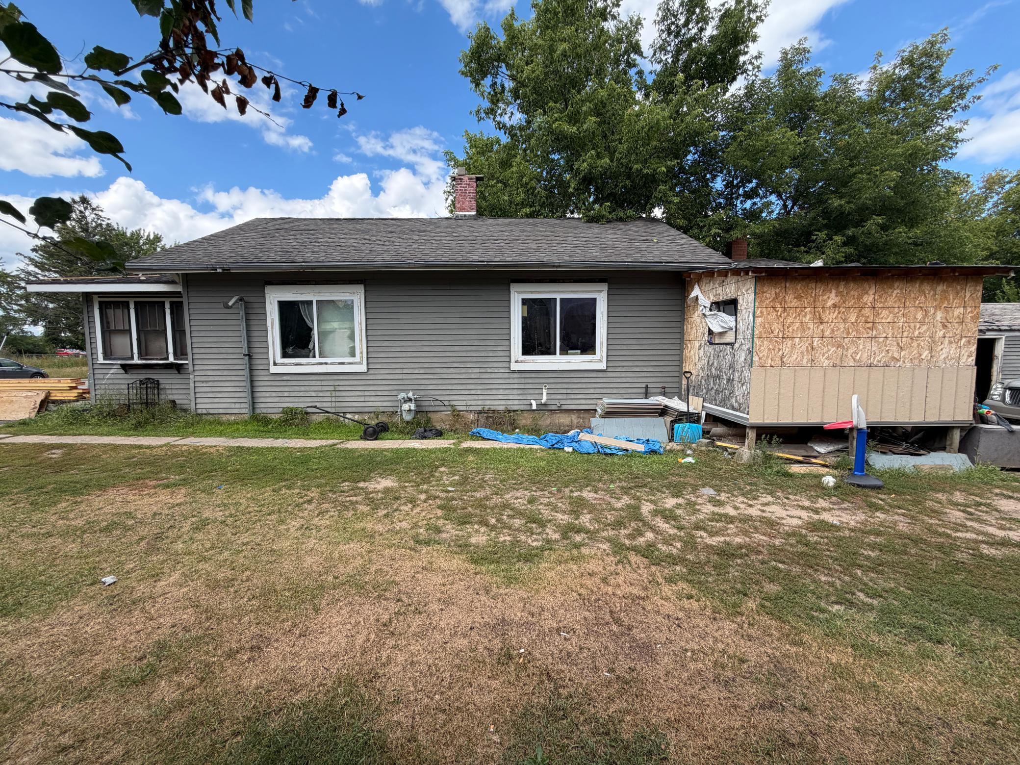1975 single family home for sale at 309 Balsam Avenue NW in Cass Lake, MN — 2 bed, 1 bath (photo 2 of 10)