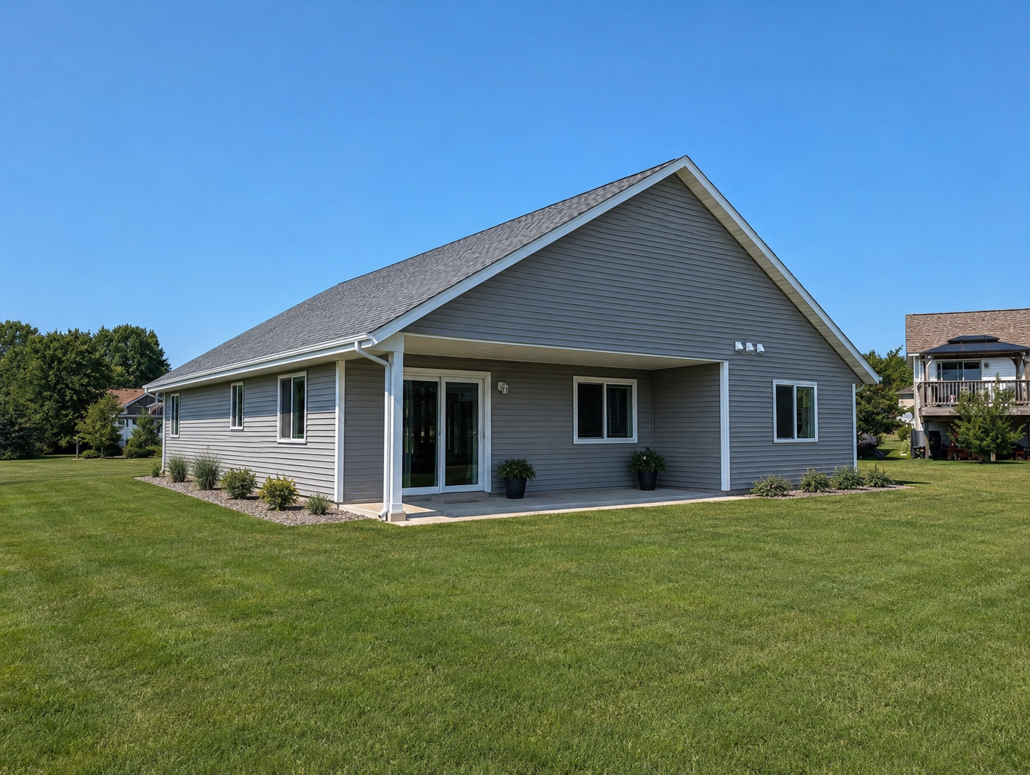 2026 single family home for sale at 601 W 7th Avenue in Osakis, MN — 2 bed, 2 bath (photo 3 of 15)