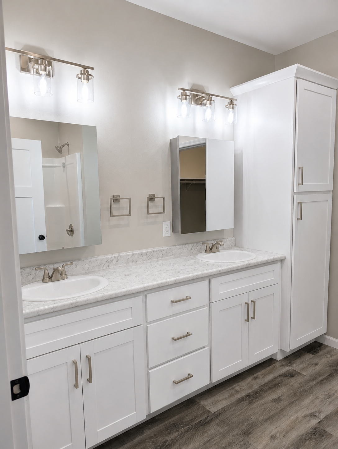 2026 single family home for sale at 601 W 7th Avenue in Osakis, MN — 2 bed, 2 bath (photo 10 of 15)