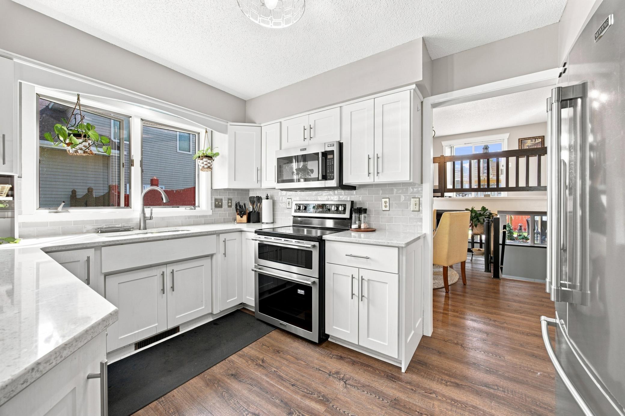1993 single family home for sale at 3032 37th Avenue S in Fargo, ND — 5 bed, 3 bath (photo 14 of 35)