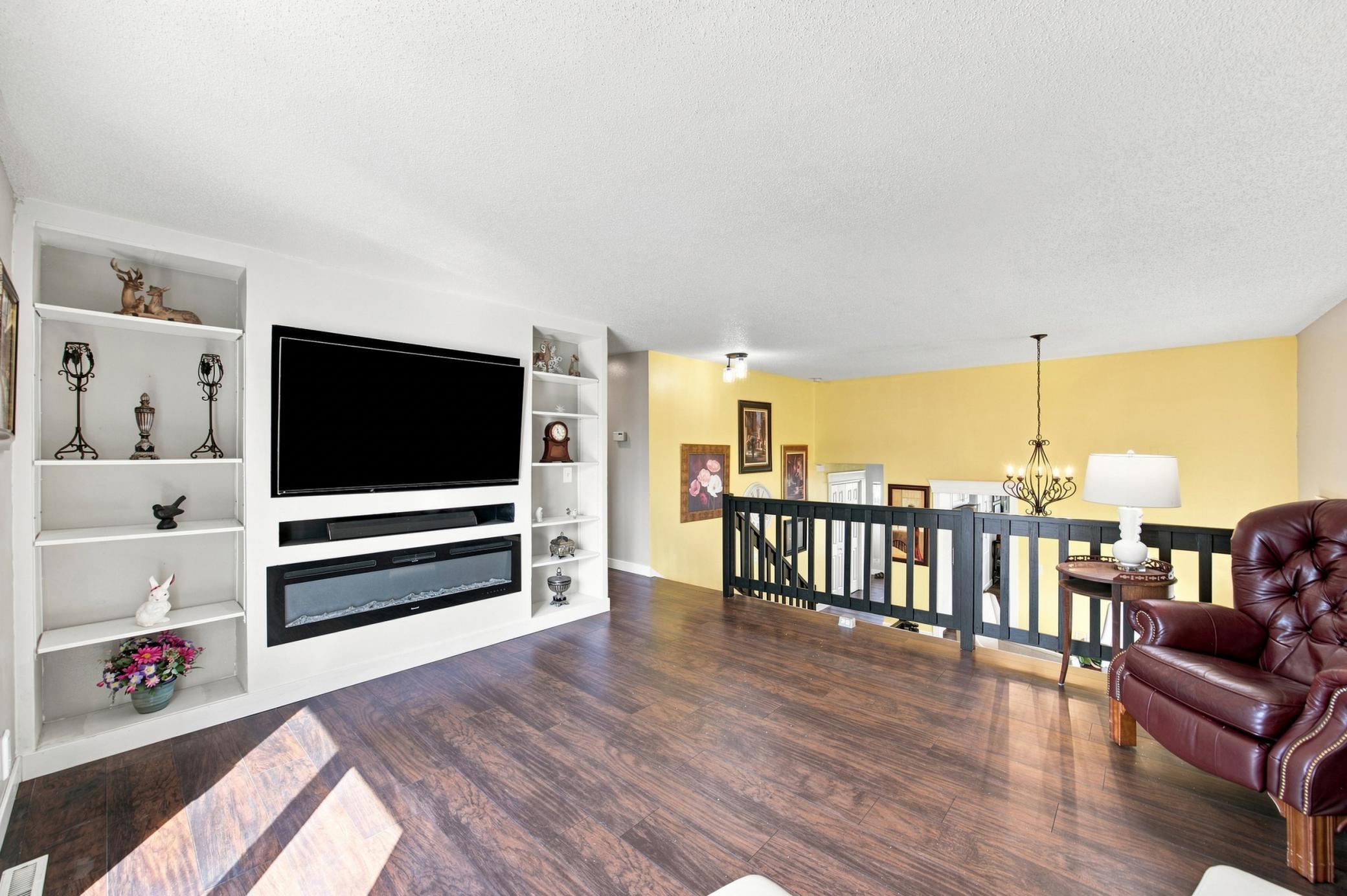 1993 single family home for sale at 3032 37th Avenue S in Fargo, ND — 5 bed, 3 bath (photo 17 of 35)