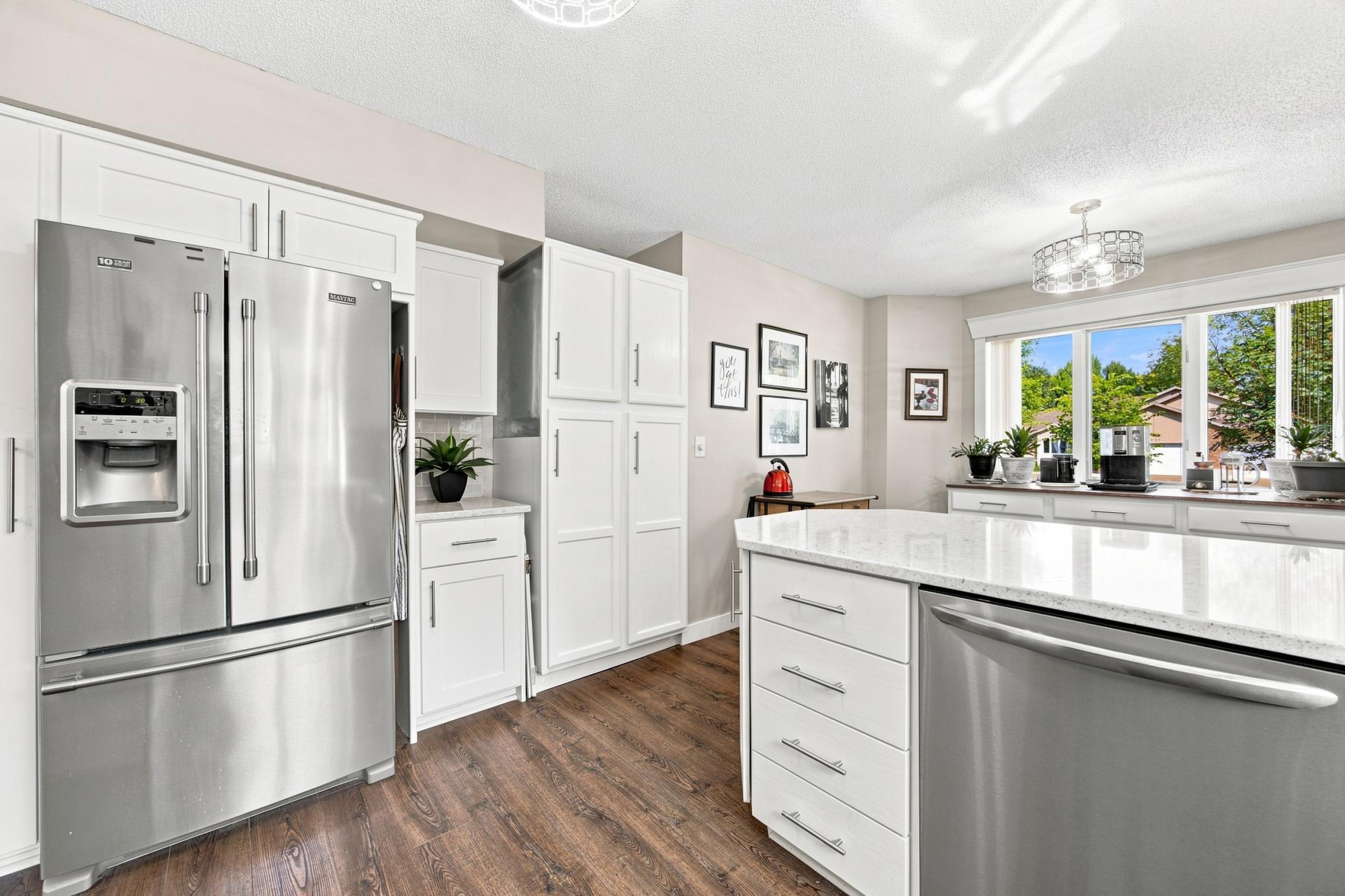1993 single family home for sale at 3032 37th Avenue S in Fargo, ND — 5 bed, 3 bath (photo 10 of 35)
