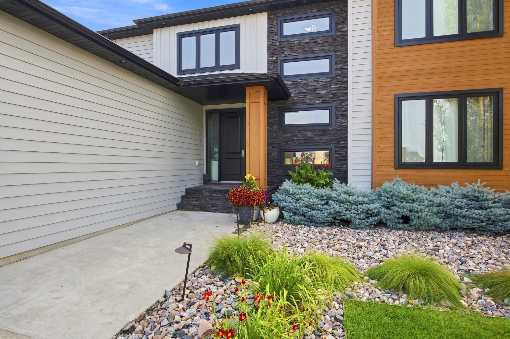 2018 single family home for sale at 6086 31st Street S in Fargo, ND — 7 bed, 5 bath (photo 11 of 22)