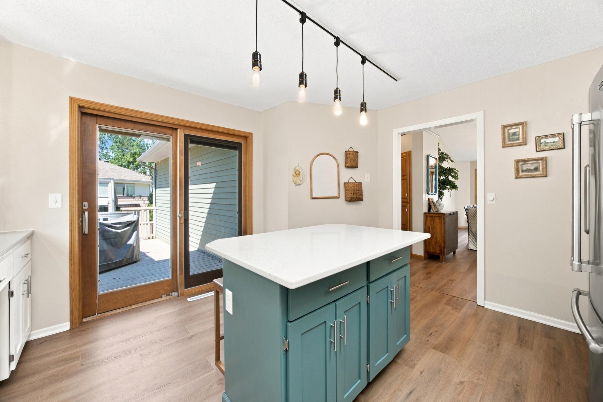 1992 single family home for sale at 2617 38 1/2 Avenue S in Fargo, ND — 4 bed, 3 bath (photo 17 of 48)