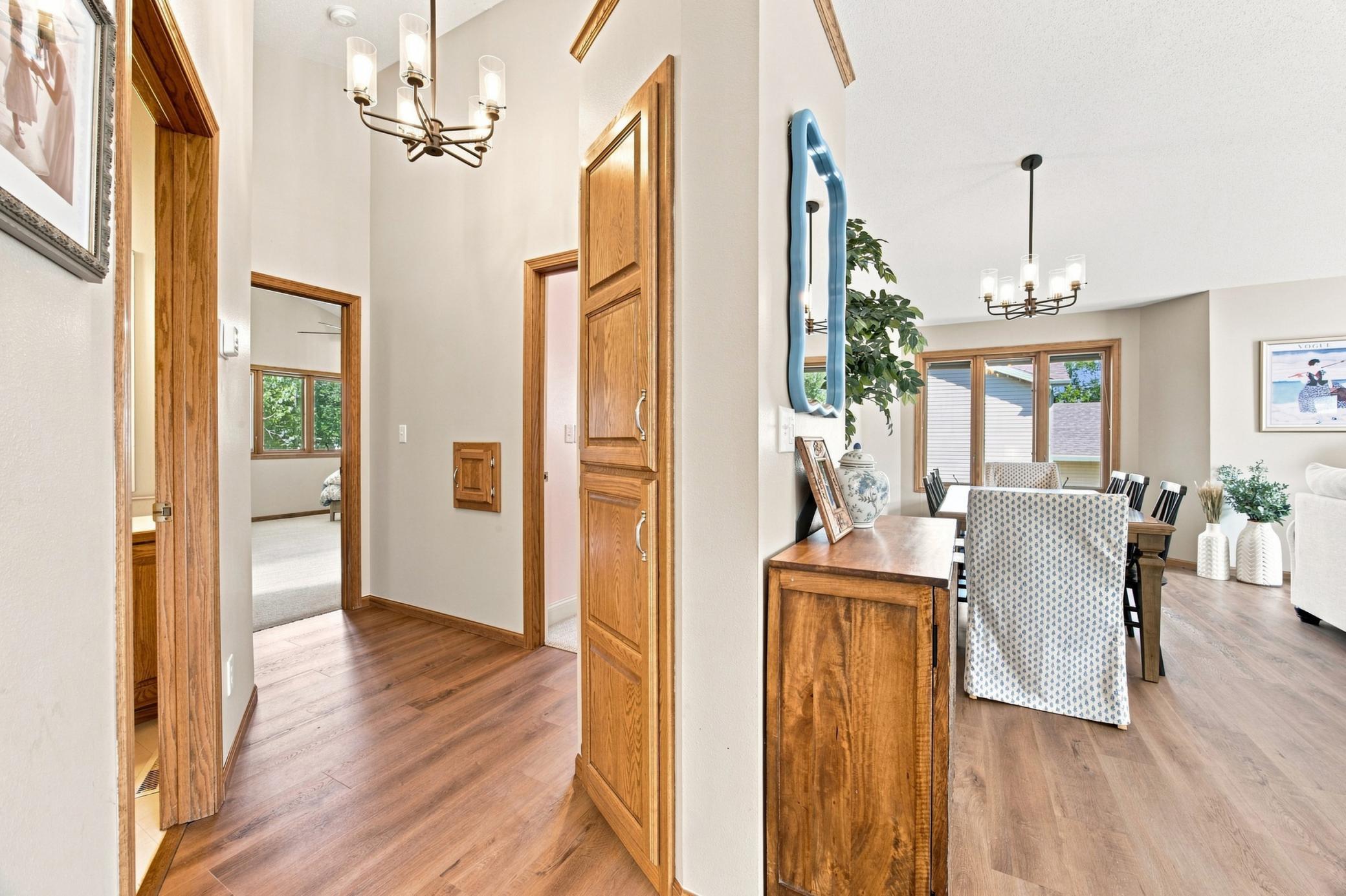 1992 single family home for sale at 2617 38 1/2 Avenue S in Fargo, ND — 4 bed, 3 bath (photo 19 of 48)