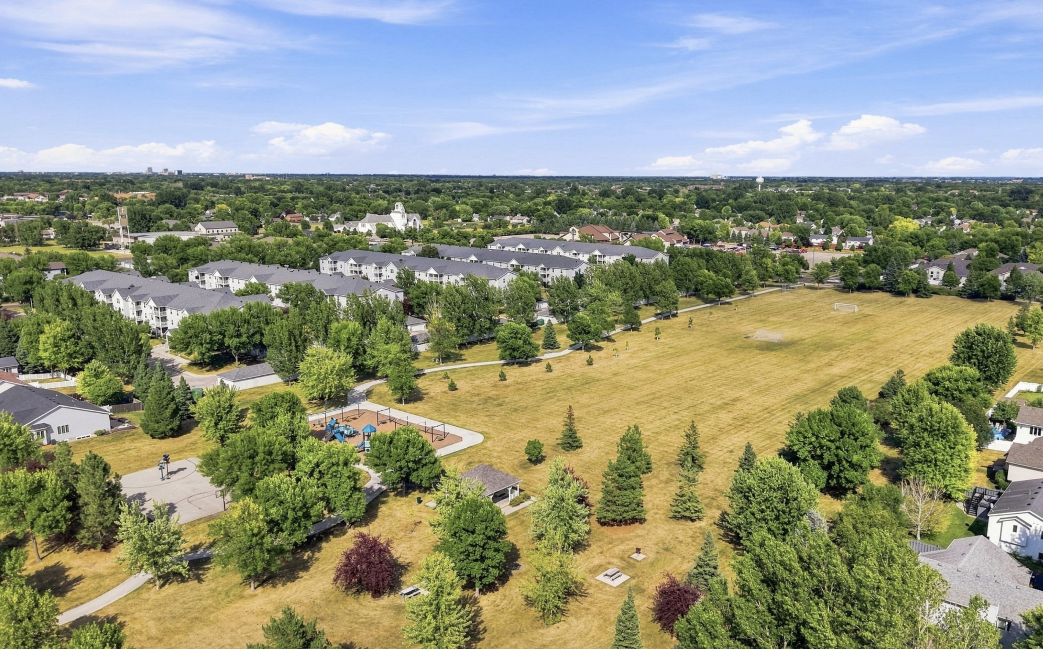 1992 single family home for sale at 2617 38 1/2 Avenue S in Fargo, ND — 4 bed, 3 bath (photo 47 of 48)