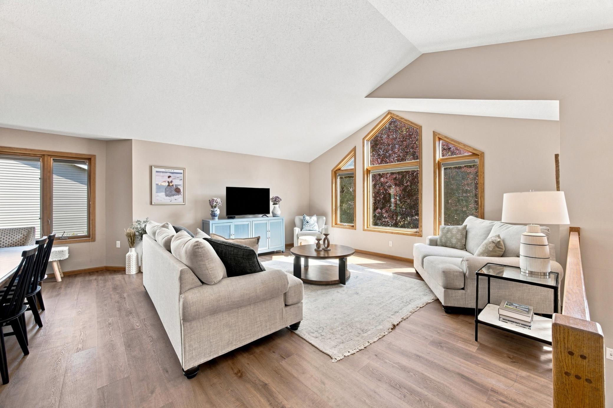 1992 single family home for sale at 2617 38 1/2 Avenue S in Fargo, ND — 4 bed, 3 bath (photo 10 of 48)