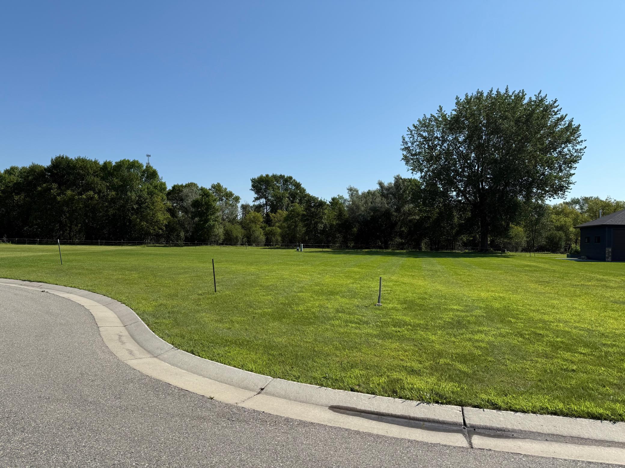 land for sale at 206 19th Street Circle NE in Barnesville, MN (photo 2 of 8)