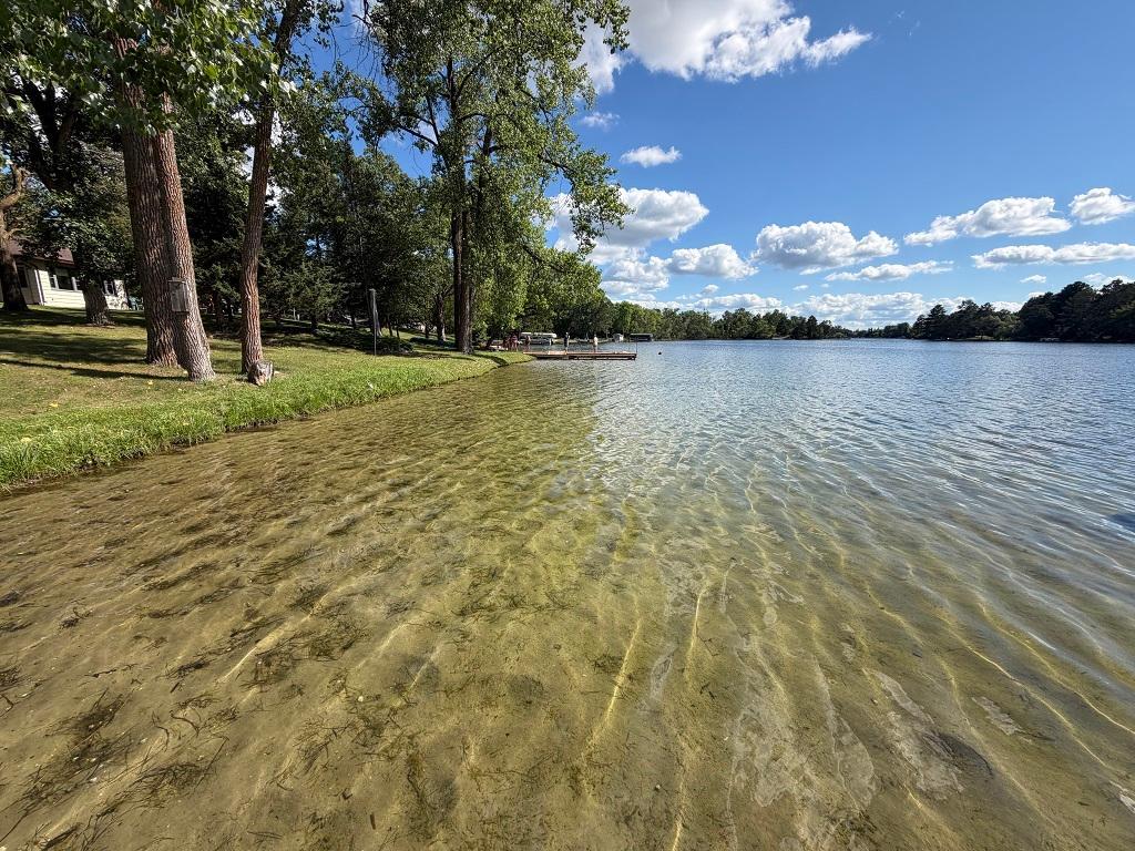 1983 single family home for sale at 354 East River Drive in Park Rapids, MN — 3 bed, 3 bath (photo 7 of 8)