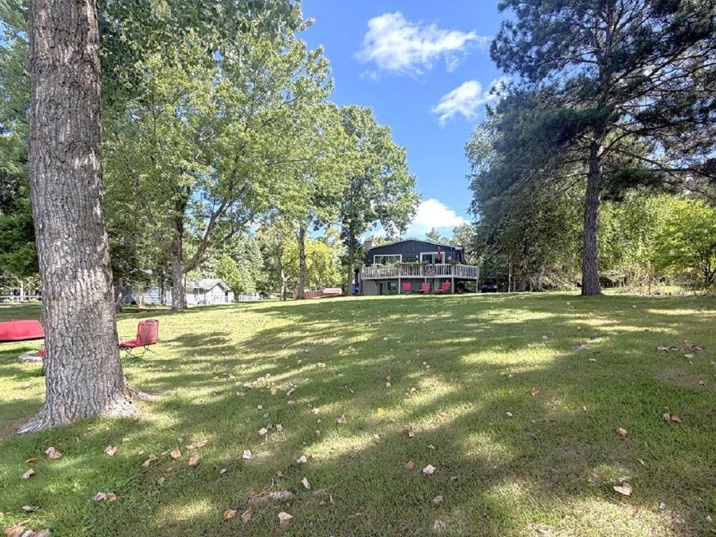 1983 single family home for sale at 354 East River Drive in Park Rapids, MN — 3 bed, 3 bath (photo 8 of 8)