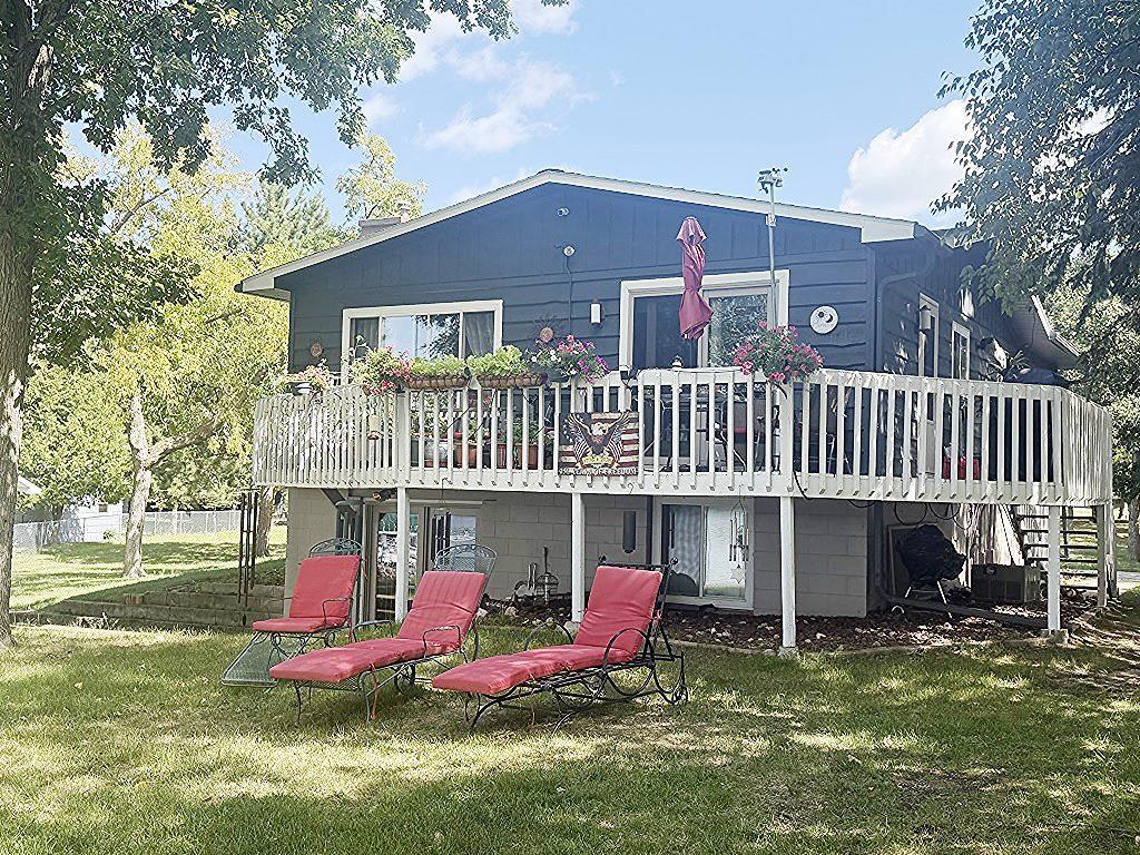1983 single family home for sale at 354 East River Drive in Park Rapids, MN — 3 bed, 3 bath