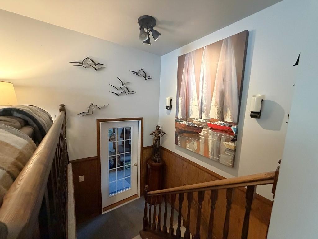 1983 single family home for sale at 354 East River Drive in Park Rapids, MN — 3 bed, 3 bath (photo 5 of 40)