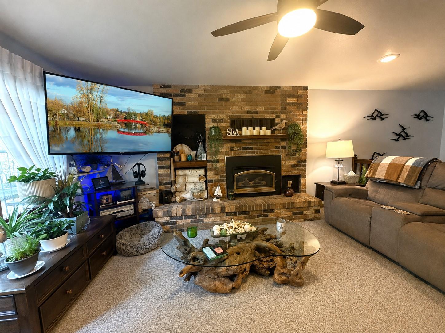 1983 single family home for sale at 354 East River Drive in Park Rapids, MN — 3 bed, 3 bath (photo 7 of 40)