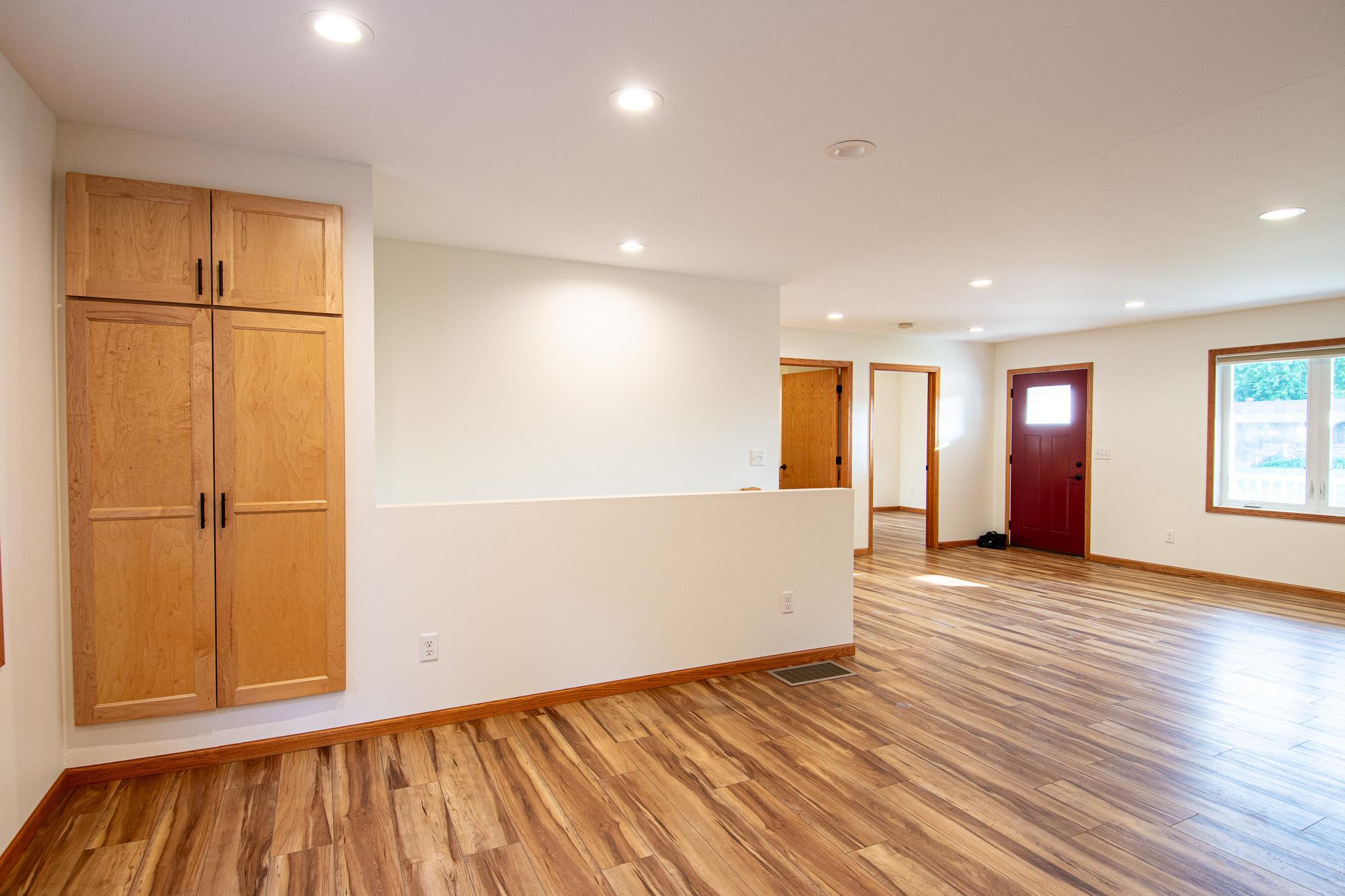 2020 single family home for sale at 828 Alice Drive in Thief River Falls, MN — 2 bed, 1 bath (photo 20 of 47)