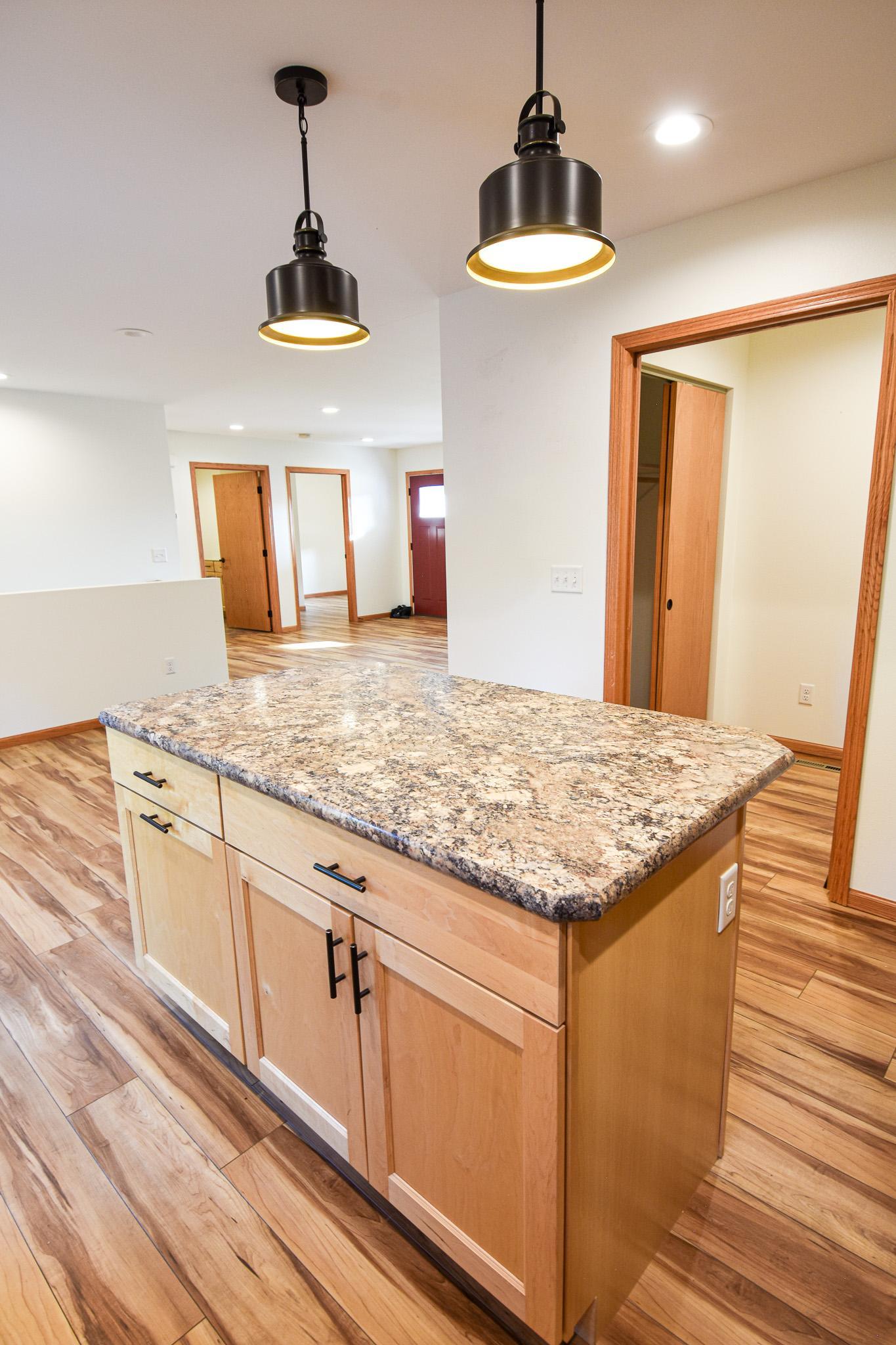 2020 single family home for sale at 828 Alice Drive in Thief River Falls, MN — 2 bed, 1 bath (photo 25 of 47)