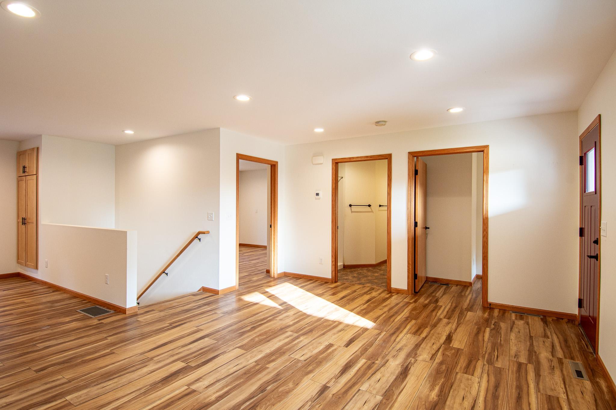 2020 single family home for sale at 828 Alice Drive in Thief River Falls, MN — 2 bed, 1 bath (photo 7 of 47)