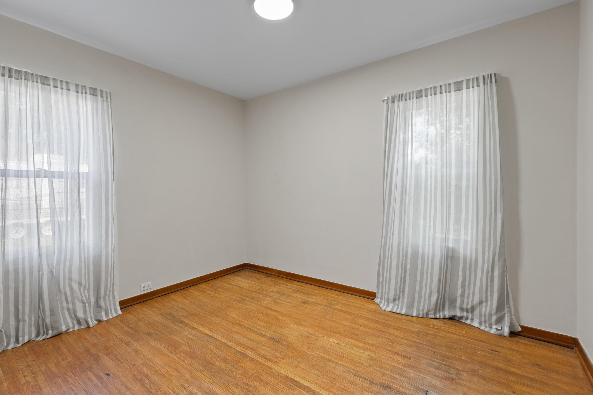 1948 single family home for sale at 1001 Terrace Avenue in Brainerd, MN — 4 bed, 2 bath (photo 15 of 43)