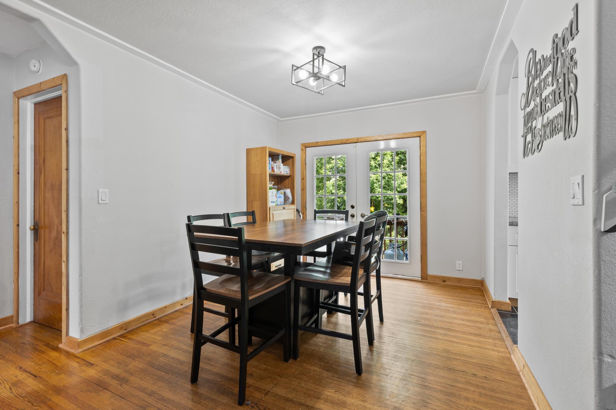 1948 single family home for sale at 1001 Terrace Avenue in Brainerd, MN — 4 bed, 2 bath (photo 9 of 43)