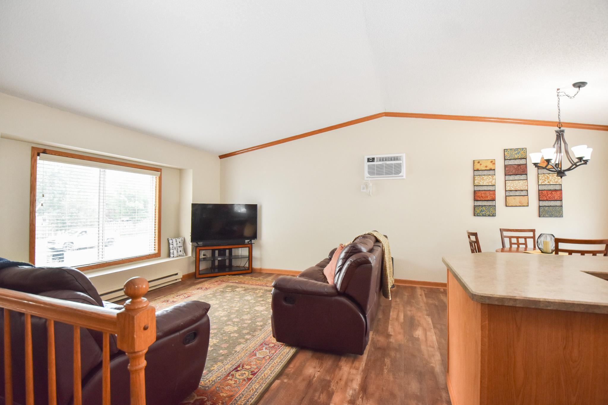 1991 single family home for sale at 3842 10TH Street N in Fargo, ND — 4 bed, 2 bath (photo 12 of 34)