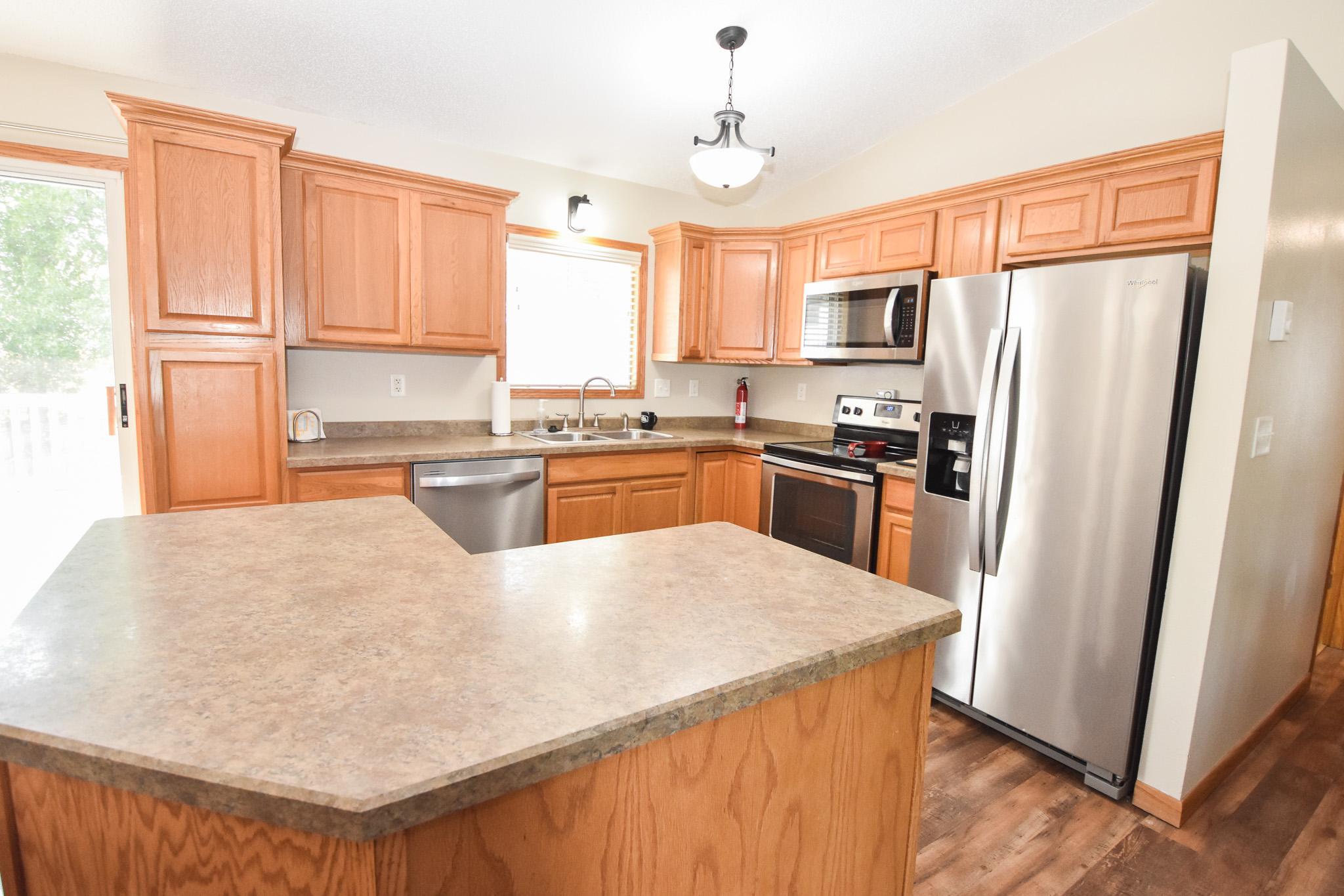 1991 single family home for sale at 3842 10TH Street N in Fargo, ND — 4 bed, 2 bath (photo 13 of 34)