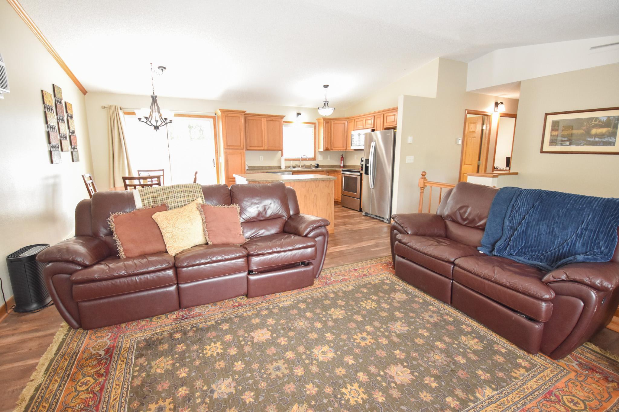 1991 single family home for sale at 3842 10TH Street N in Fargo, ND — 4 bed, 2 bath (photo 15 of 34)