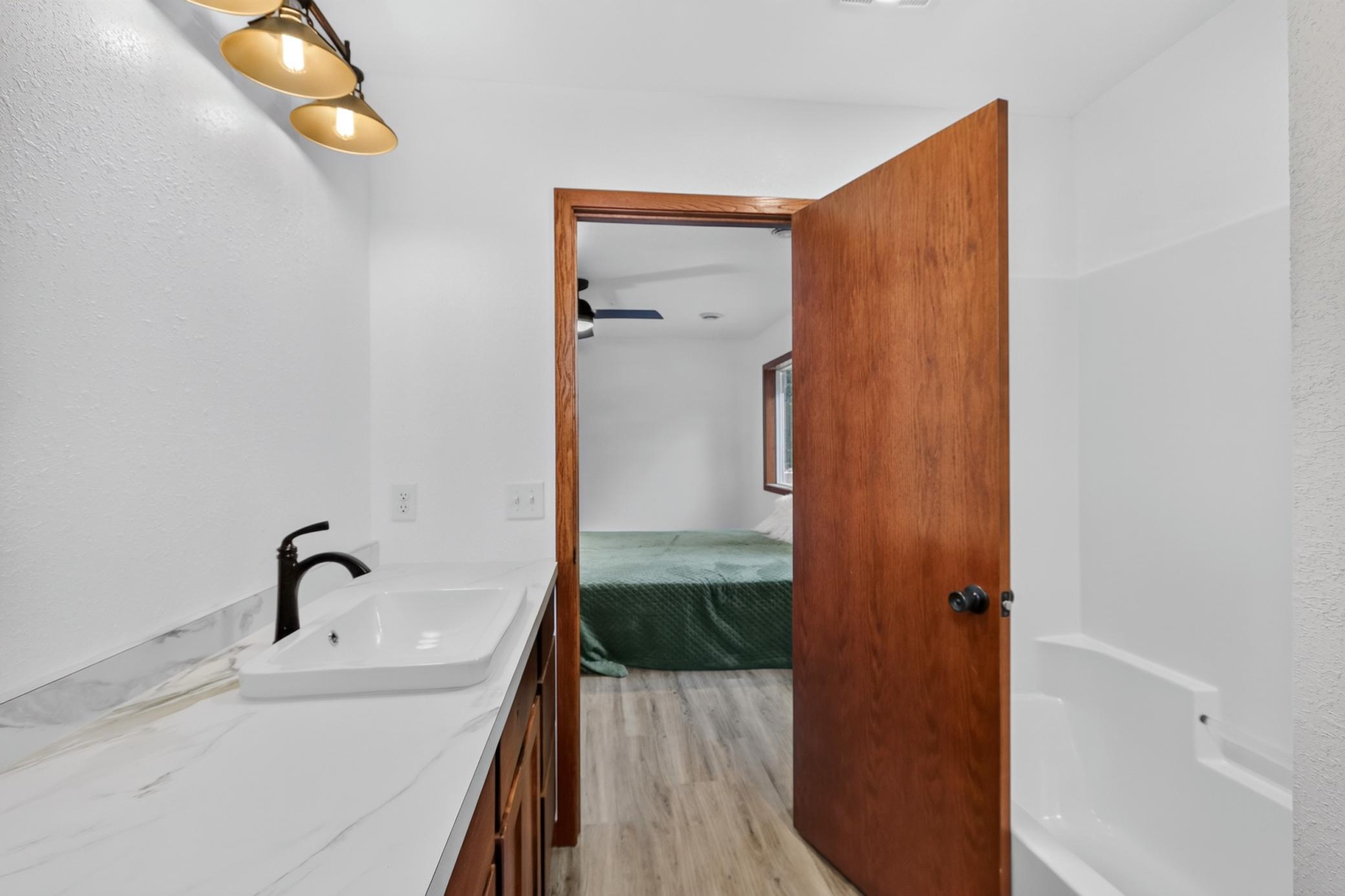 2026 single family home for sale at 1125 NE 6th Avenue in Grand Rapids, MN — 3 bed, 2 bath (photo 15 of 32)