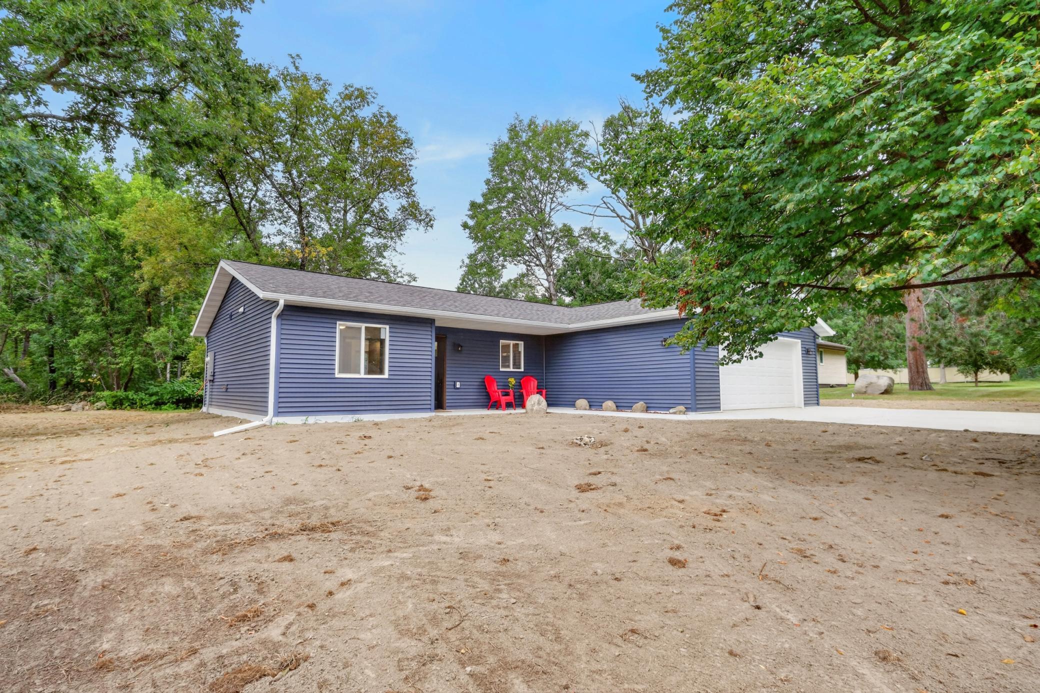 2026 single family home for sale at 1125 NE 6th Avenue in Grand Rapids, MN — 3 bed, 2 bath (photo 26 of 32)