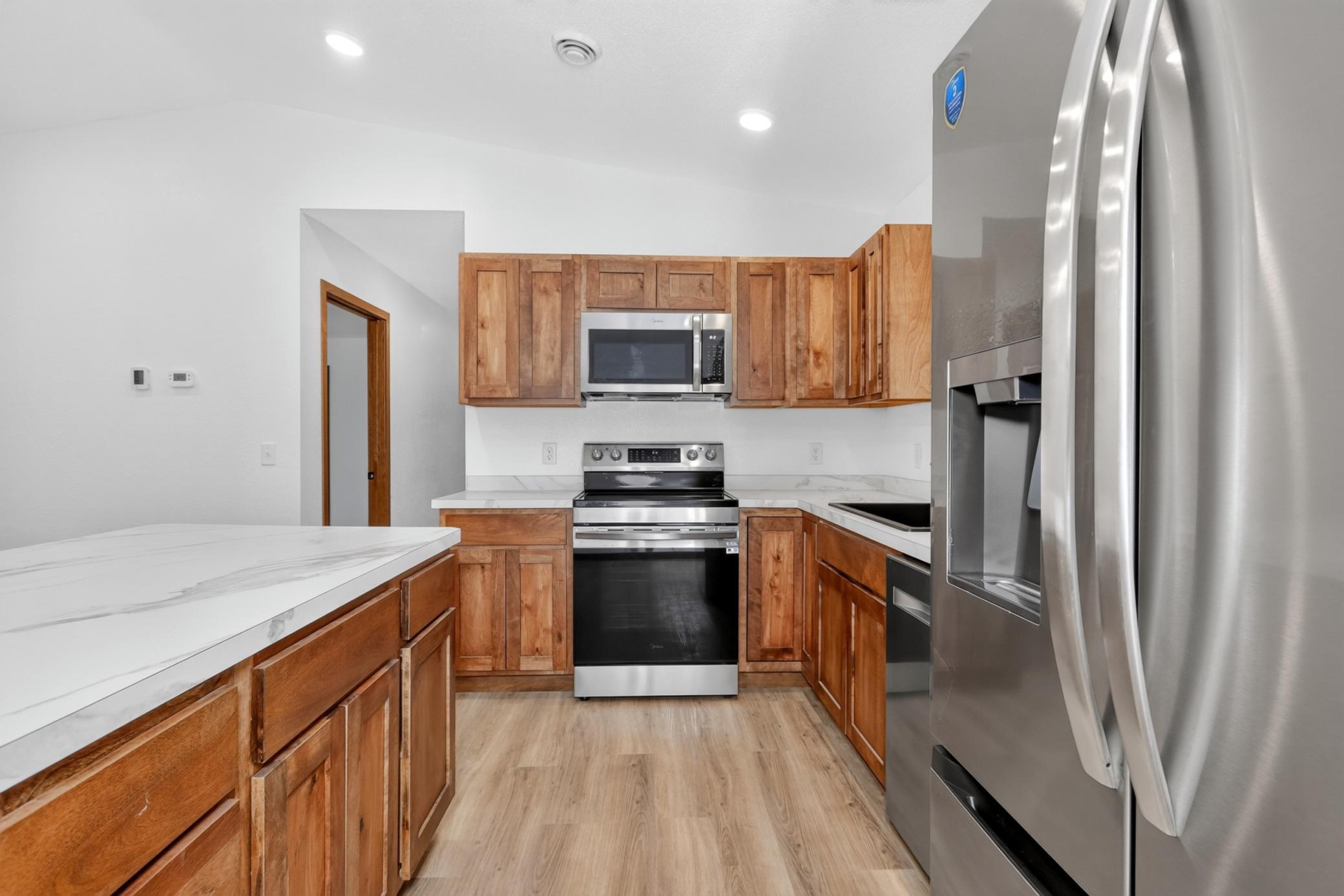 2026 single family home for sale at 1125 NE 6th Avenue in Grand Rapids, MN — 3 bed, 2 bath (photo 6 of 32)