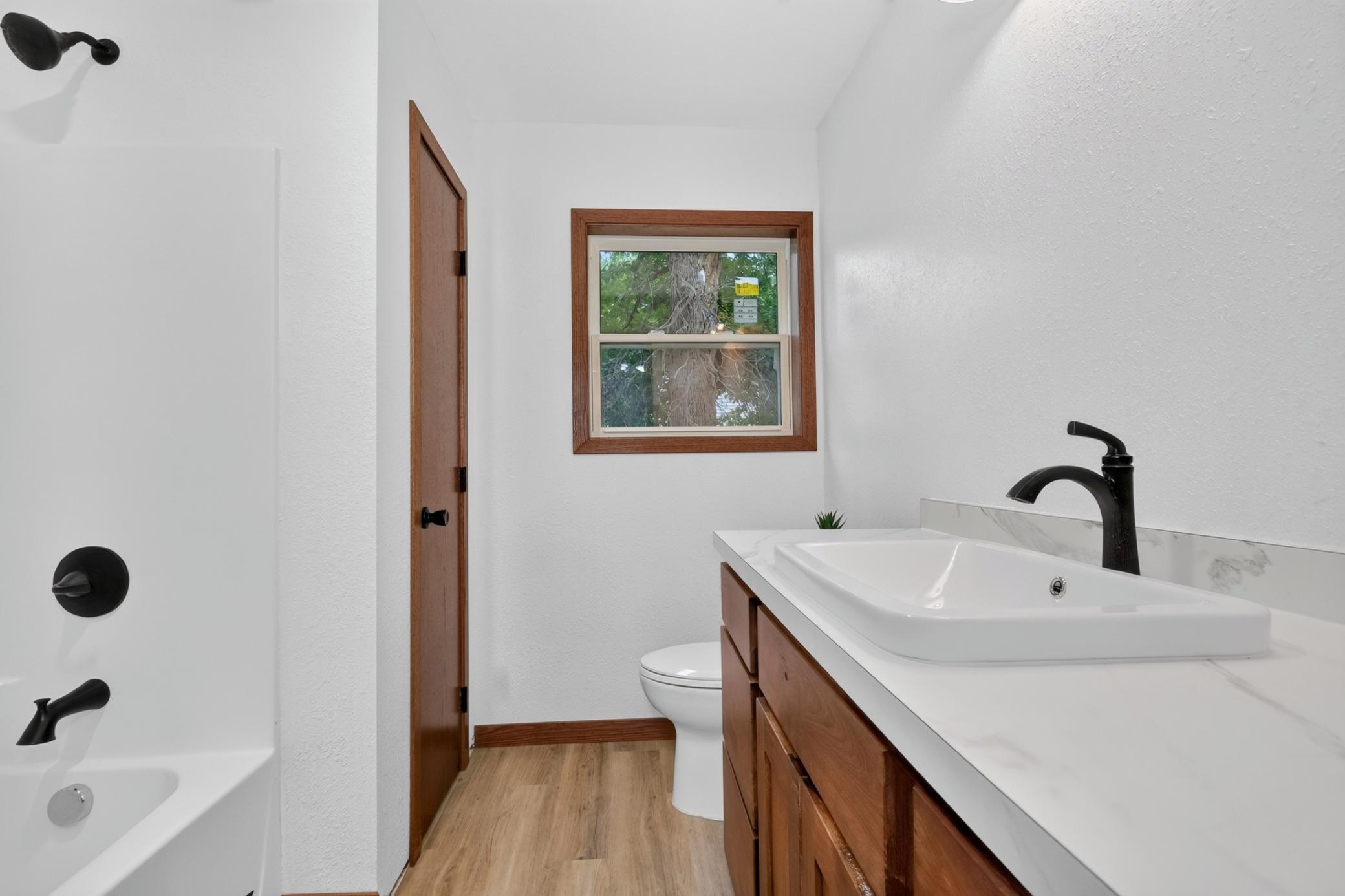 2026 single family home for sale at 1125 NE 6th Avenue in Grand Rapids, MN — 3 bed, 2 bath (photo 7 of 32)