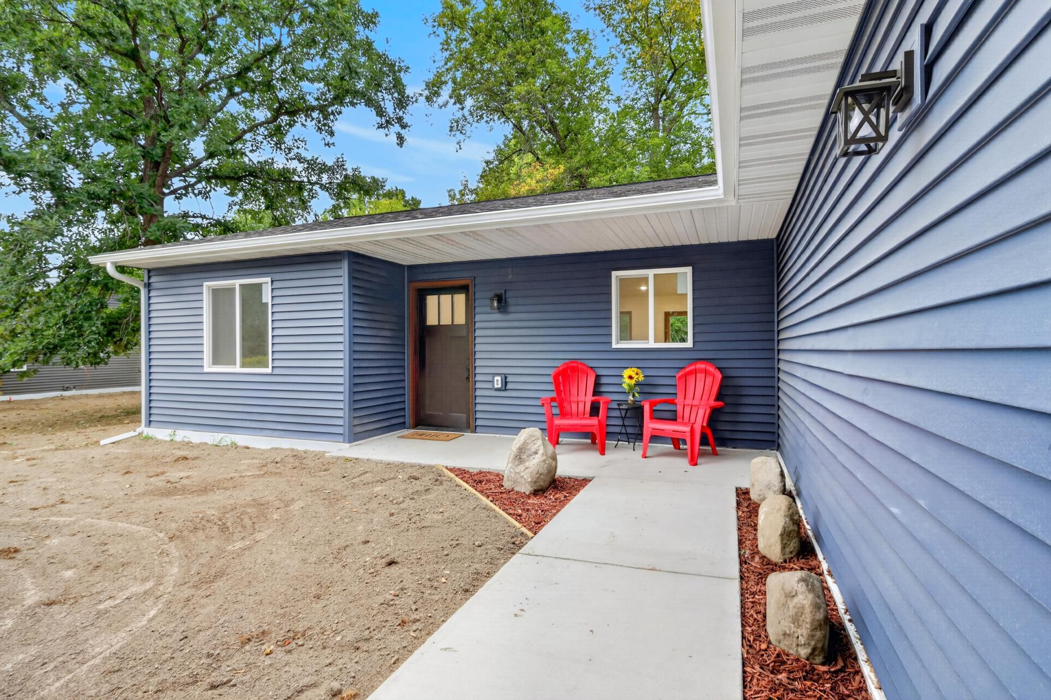 2026 single family home for sale at 1125 NE 6th Avenue in Grand Rapids, MN — 3 bed, 2 bath (photo 8 of 32)