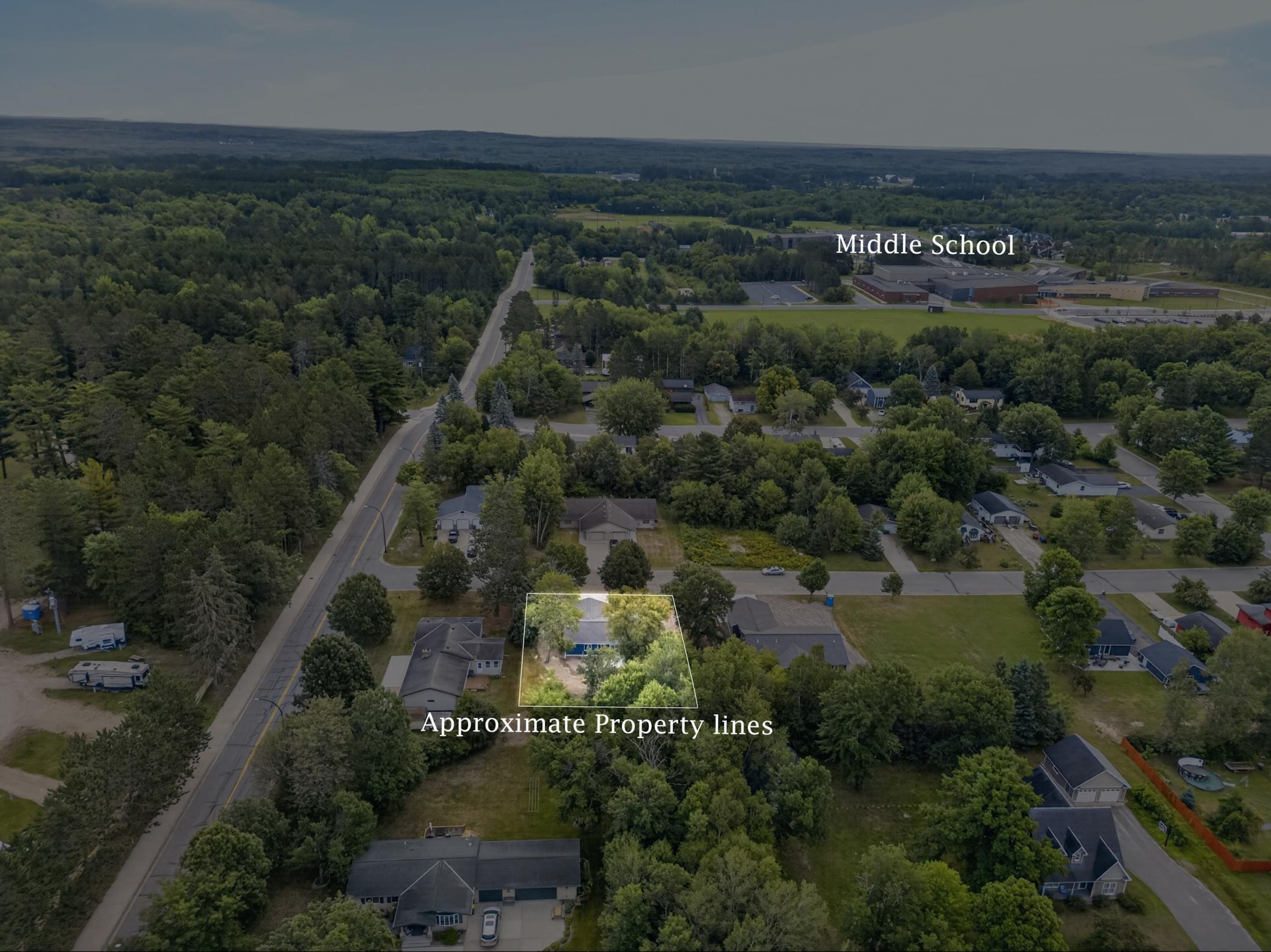2026 single family home for sale at 1125 NE 6th Avenue in Grand Rapids, MN — 3 bed, 2 bath (photo 10 of 32)