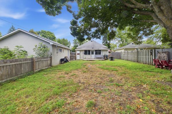 313 1st Avenue NE, Brainerd MN 56401 - Photo 3 of 20