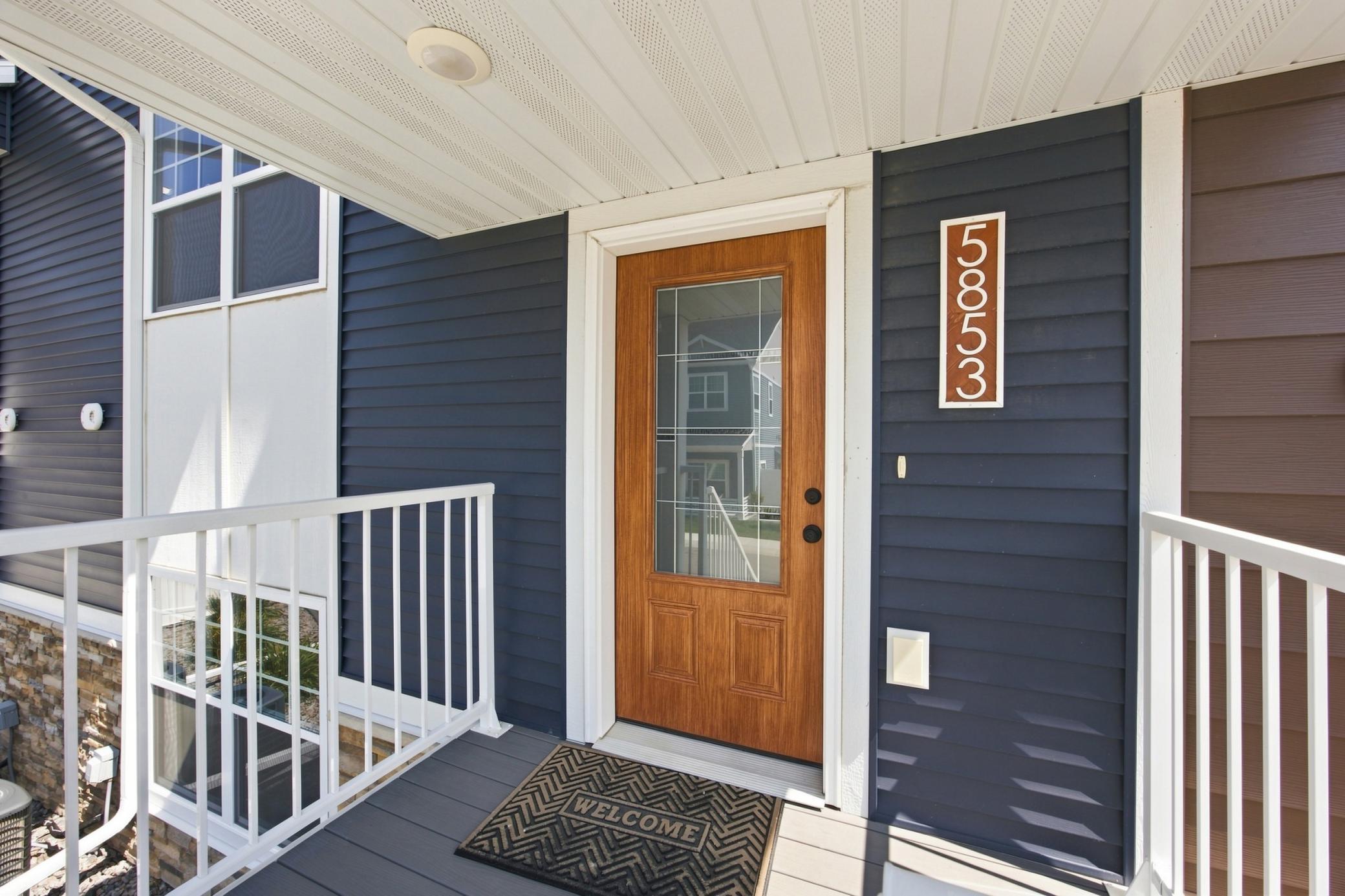 2021 townhouse for sale at 5853 41st Street S in Fargo, ND — 3 bed, 3 bath (photo 2 of 36)