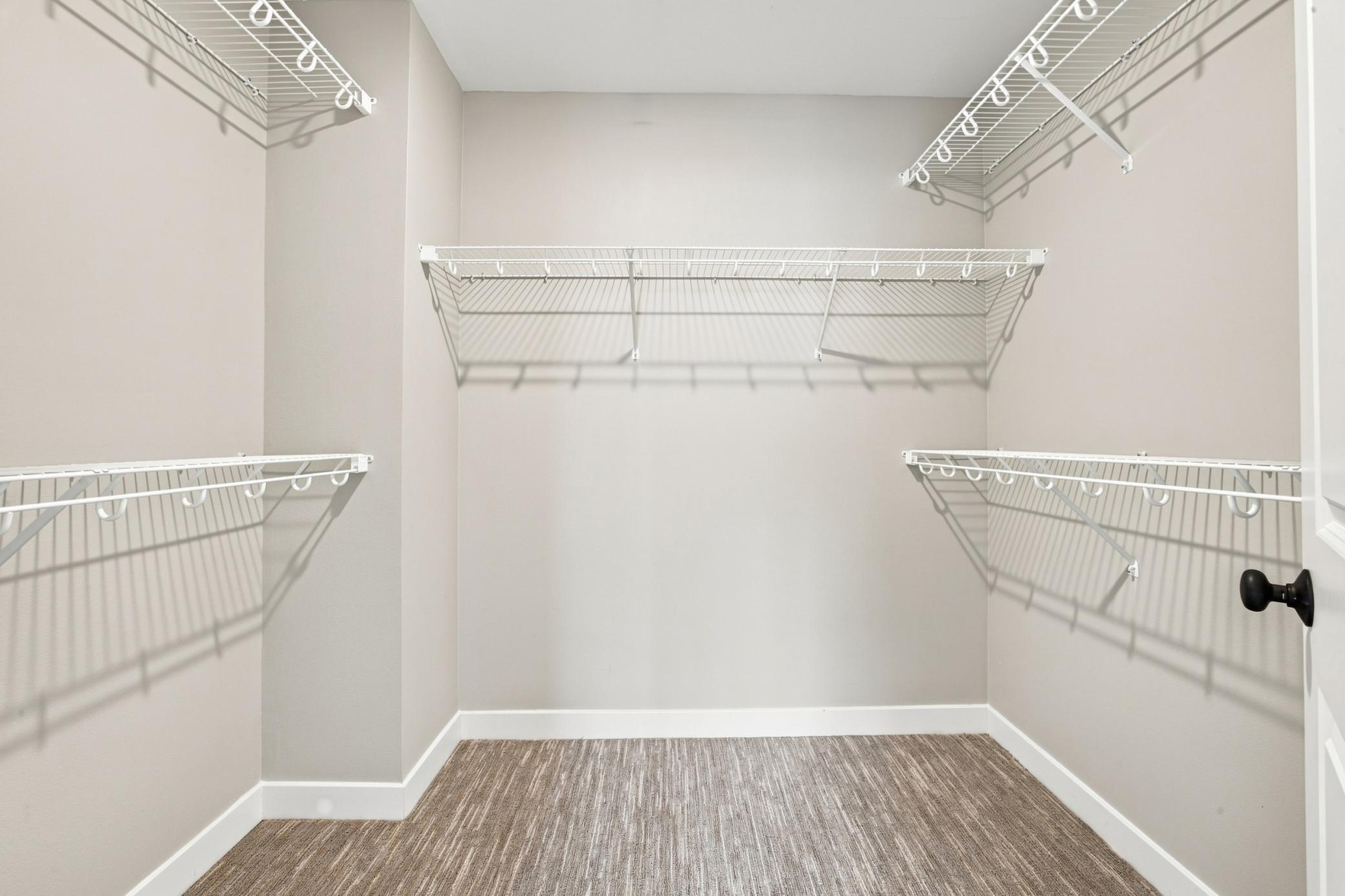 2021 townhouse for sale at 5853 41st Street S in Fargo, ND — 3 bed, 3 bath (photo 16 of 36)
