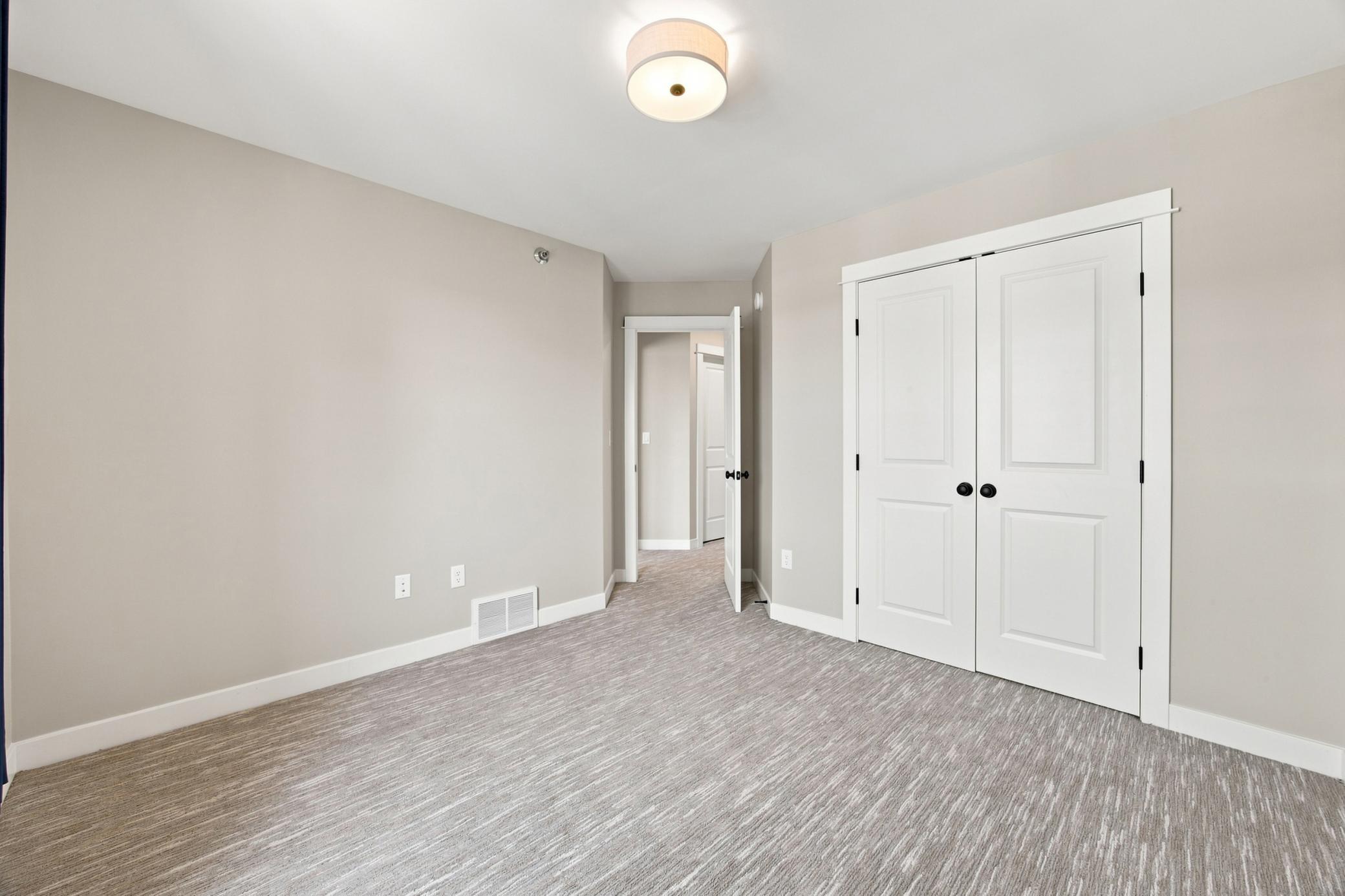 2021 townhouse for sale at 5853 41st Street S in Fargo, ND — 3 bed, 3 bath (photo 17 of 36)
