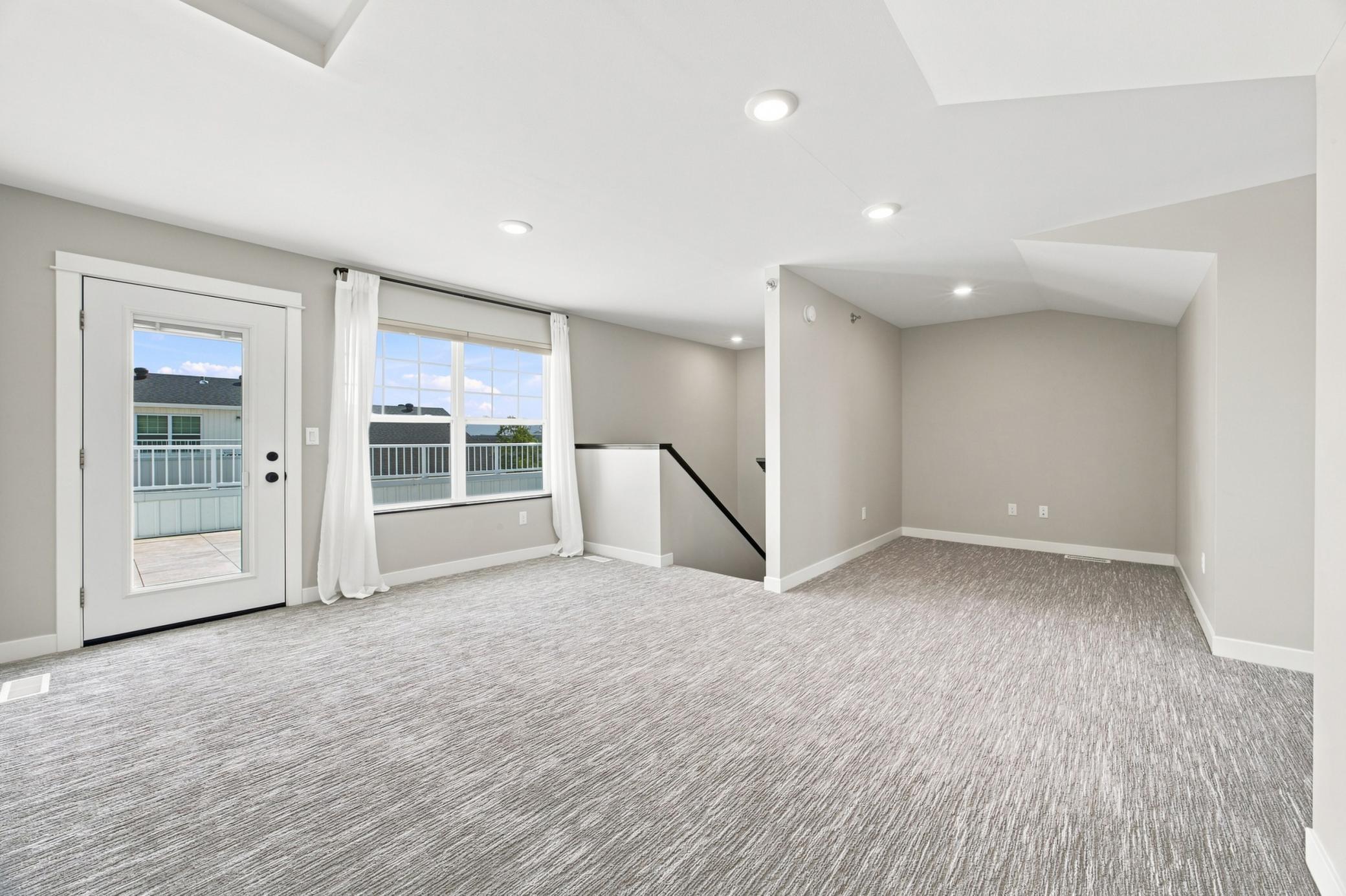 2021 townhouse for sale at 5853 41st Street S in Fargo, ND — 3 bed, 3 bath (photo 27 of 36)