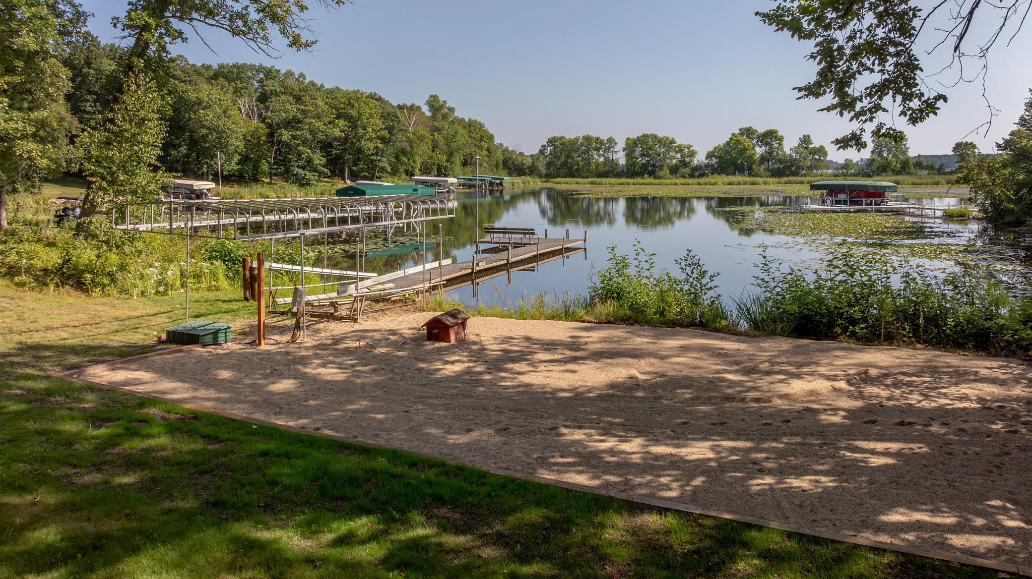 1982 single family home for sale at 35778 Twin Pond Lane in Pequot Lakes, MN — 4 bed, 2 bath (photo 2 of 43)