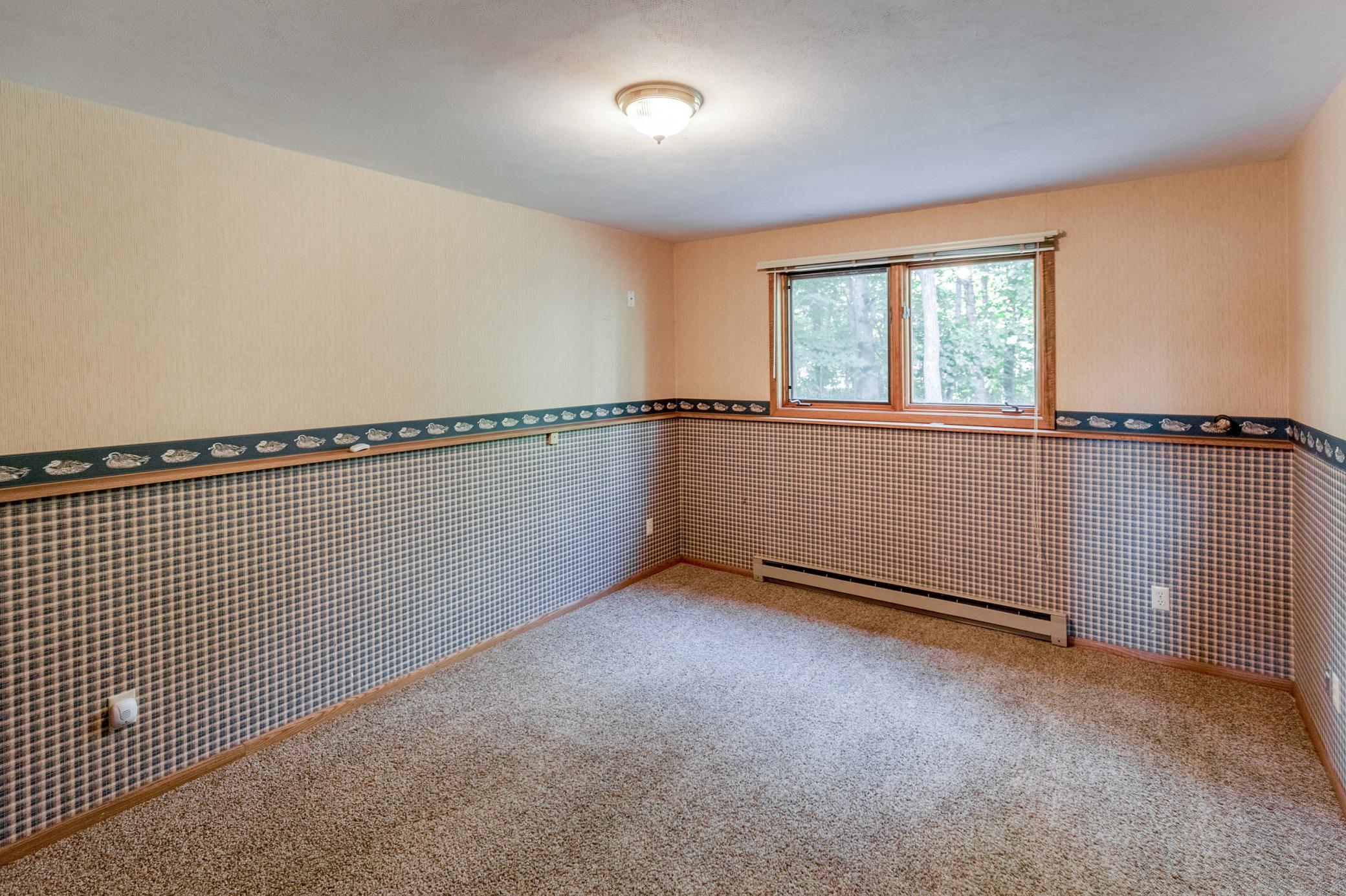 1982 single family home for sale at 35778 Twin Pond Lane in Pequot Lakes, MN — 4 bed, 2 bath (photo 24 of 43)